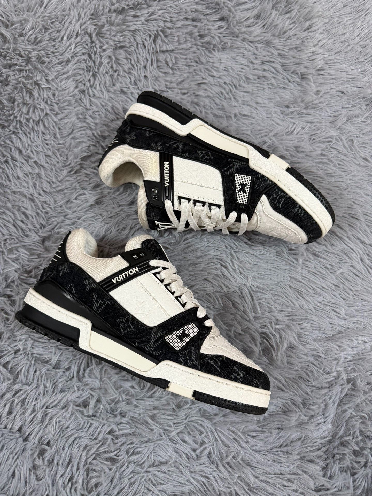 Louis Vuitton Louis Vuitton Training Black Lowtop Sneakers 8 Men Size US 8 / EU 41 - 3 Thumbnail