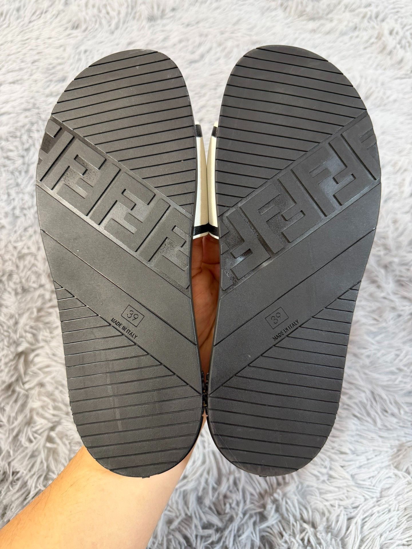 Fendi Fendi Collab Sandals 6 Men Size US 6 / EU 39 - 2 Thumbnail