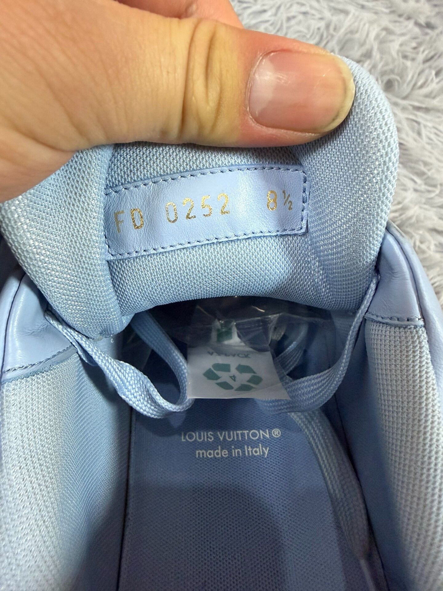 Louis Vuitton Louis Vuitton Training Blue Lowtop Sneakers 9.5 Men Size US 9.5 / EU 42-43 - 6 Thumbnail