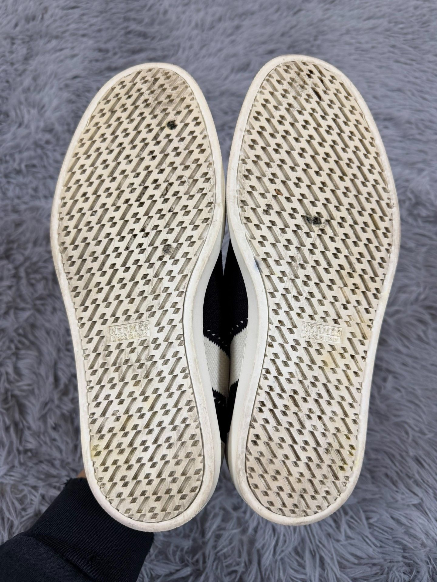 Hermes Hermes Black Lowtop Sneakers 8 Men Size US 8 / EU 41 - 5 Thumbnail