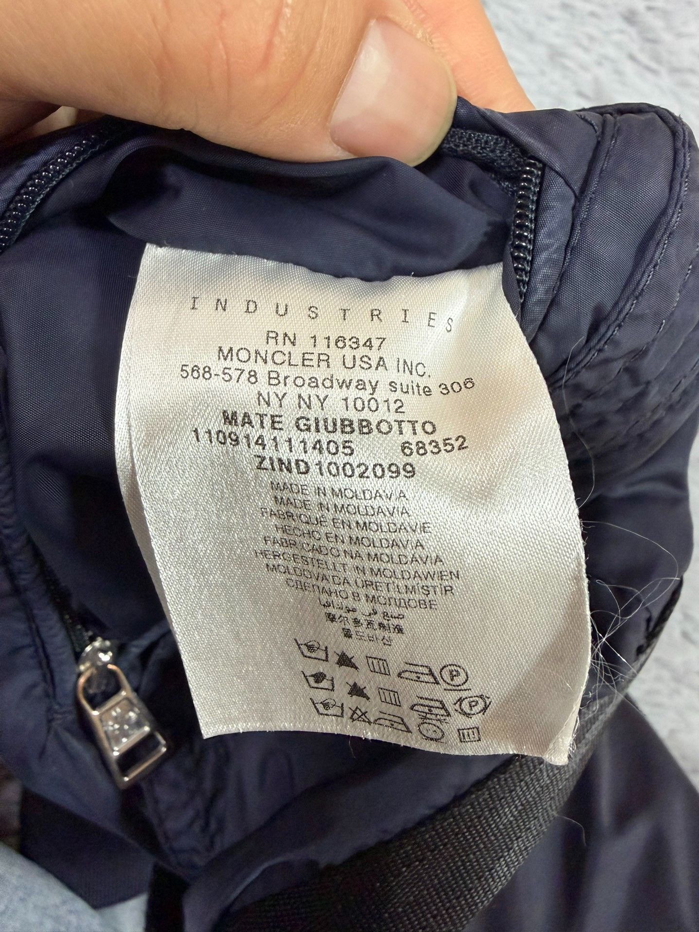 Moncler Moncler Retro Blue Light Jacket xxl Men Size US XXL / EU 58 / 5 - 4 Thumbnail