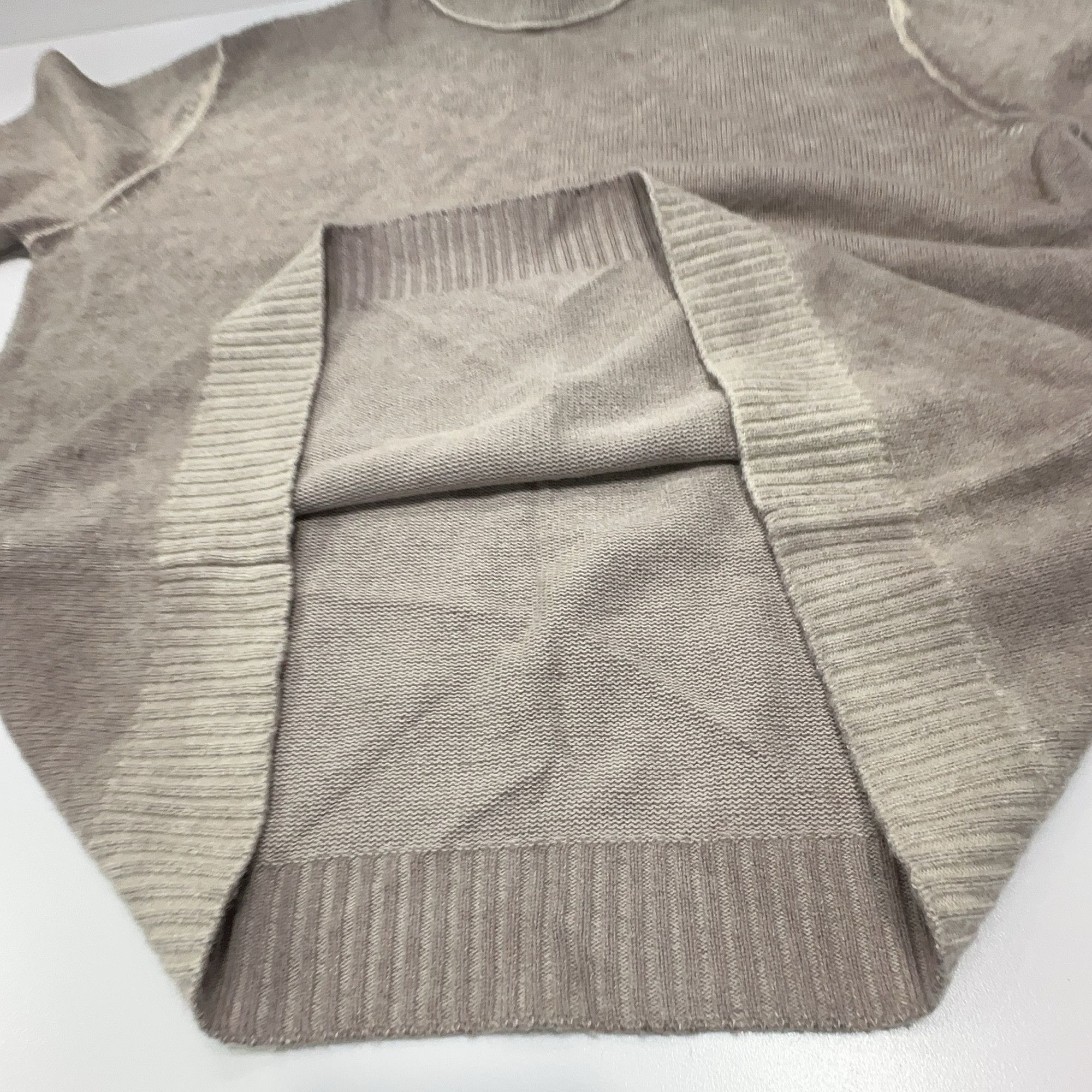 Acne Studios Acne Studios Faded Logo Sweater Size XS Size US XS / EU 42 / 0 - 7 Thumbnail