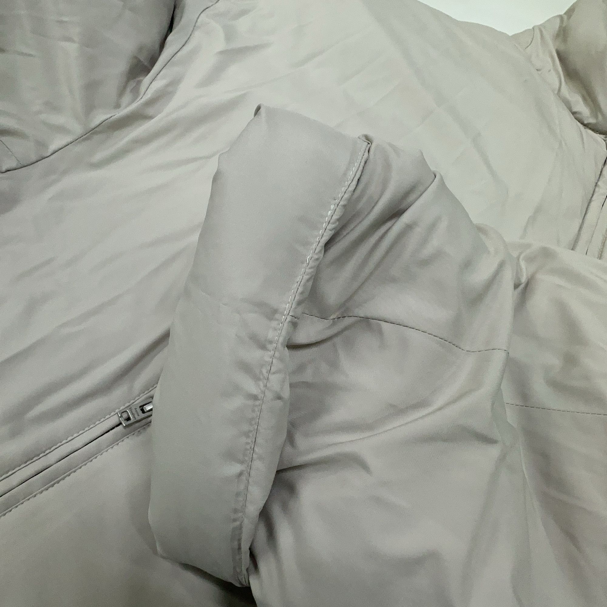 Acne Studios Acne Studios Grey Down Filled Puffer Jacket 46 Size US S / EU 44-46 / 1 - 10 Thumbnail