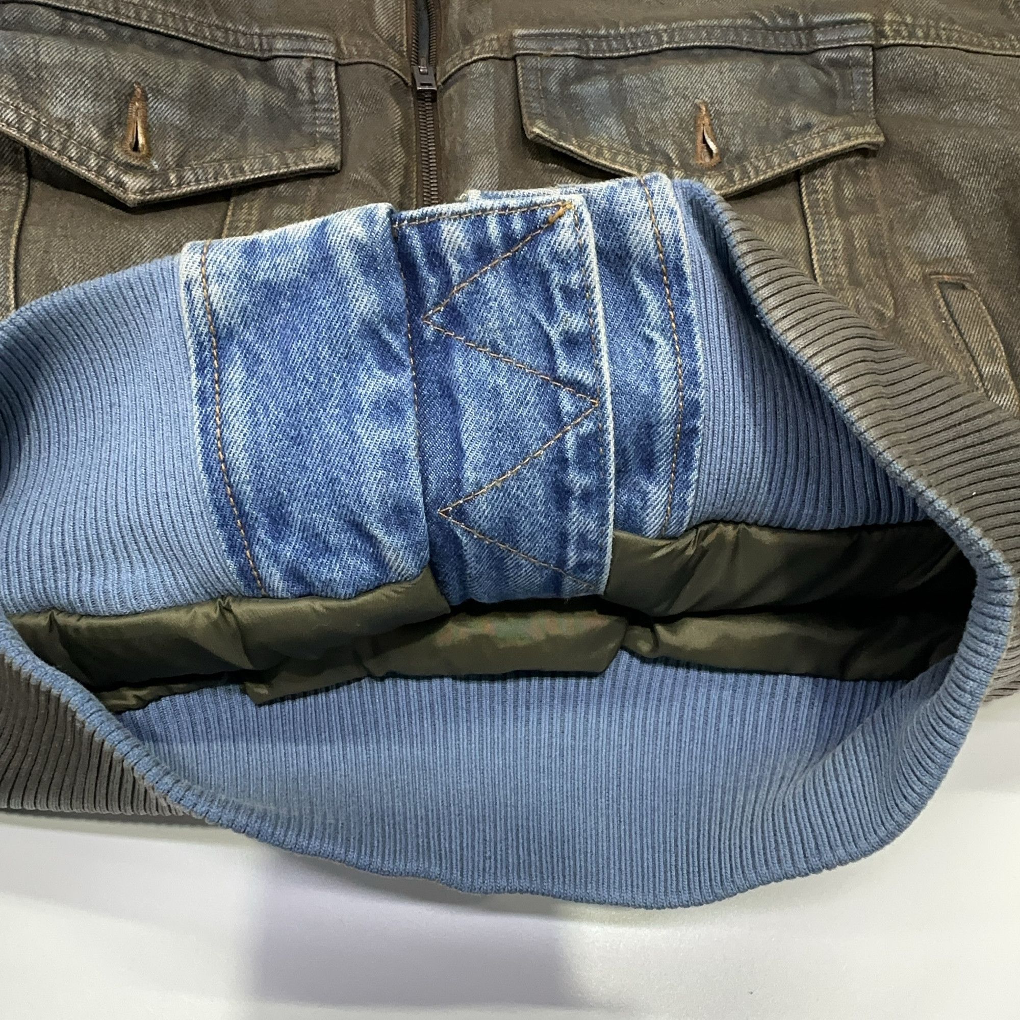 Acne Studios Acne Studios Coated Denim Bomber Jacket 30 Size XXS / US 00 / IT 34 - 6 Thumbnail