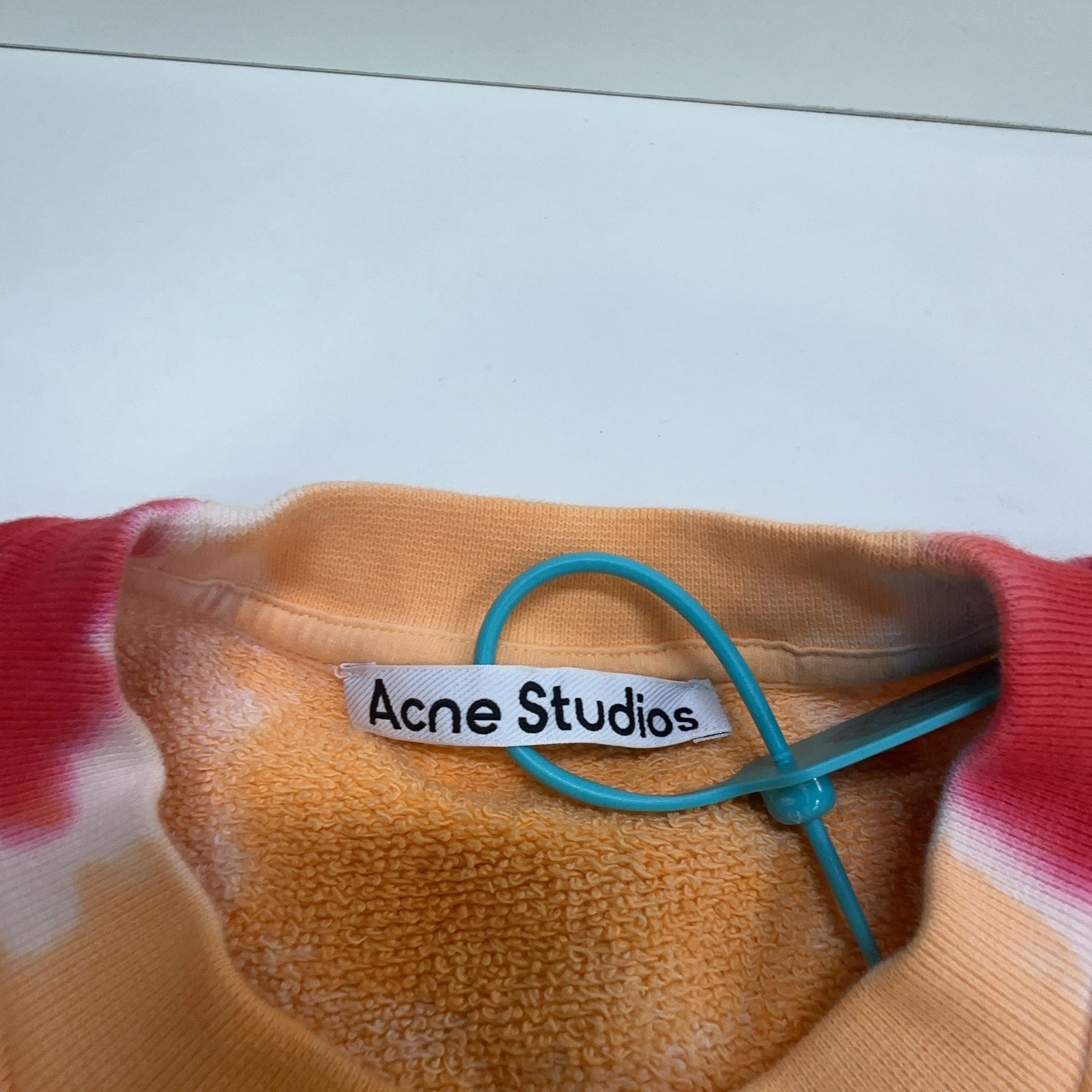 Acne Studios Acne Studios Heart Print Crewneck Sweatshirt XXS Size XXS / US 00 / IT 34 - 4 Thumbnail