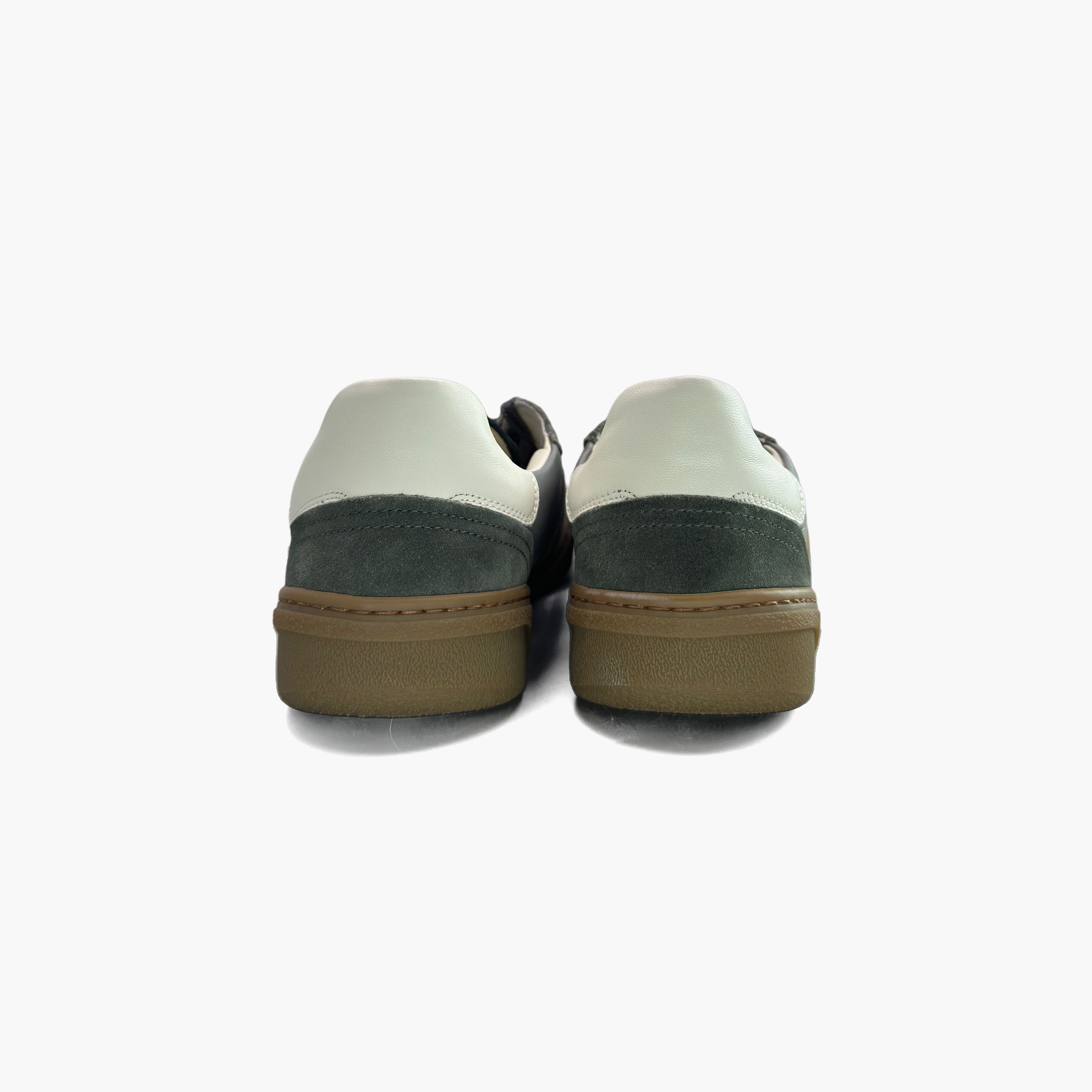 Acne Studios Acne Studios Suede Panel Low Top Sneakers 42 Size US 9 / EU 42 - 7 Thumbnail