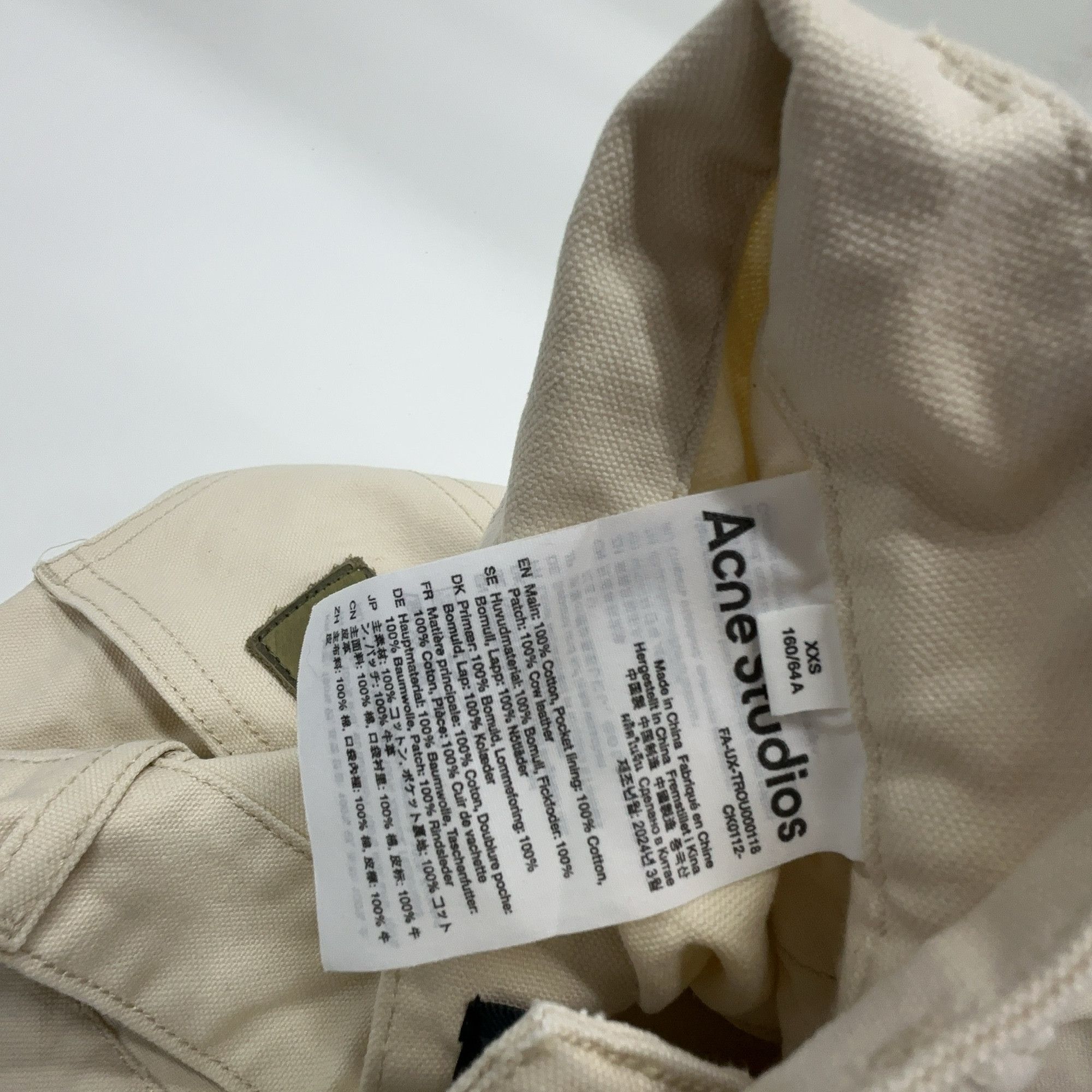Acne Studios Acne Studios Ivory Face Patch Casual Pants XXS Size US 26 / EU 42 - 4 Thumbnail