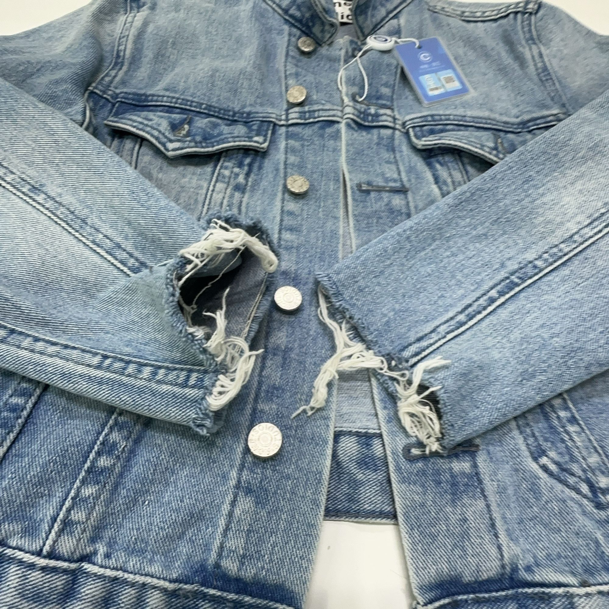 Acne Studios Acne Studios Distressed Denim Jacket 38 Size S / US 4 / IT 40 - 9 Thumbnail
