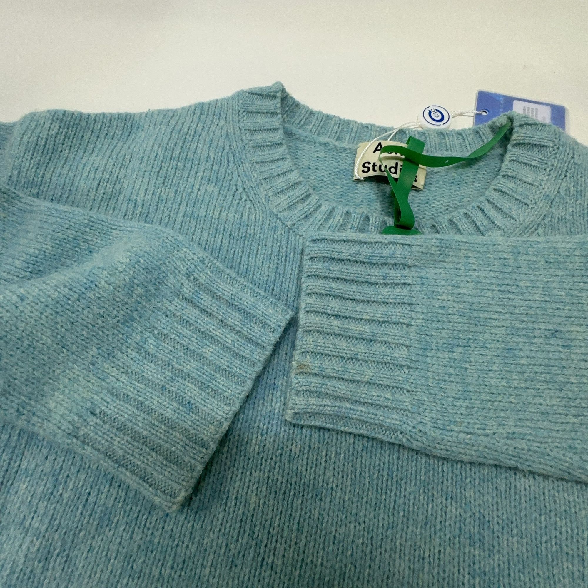 Acne Studios Acne Studios Samara Blue Wool Sweater XS Size US XS / EU 42 / 0 - 9 Thumbnail