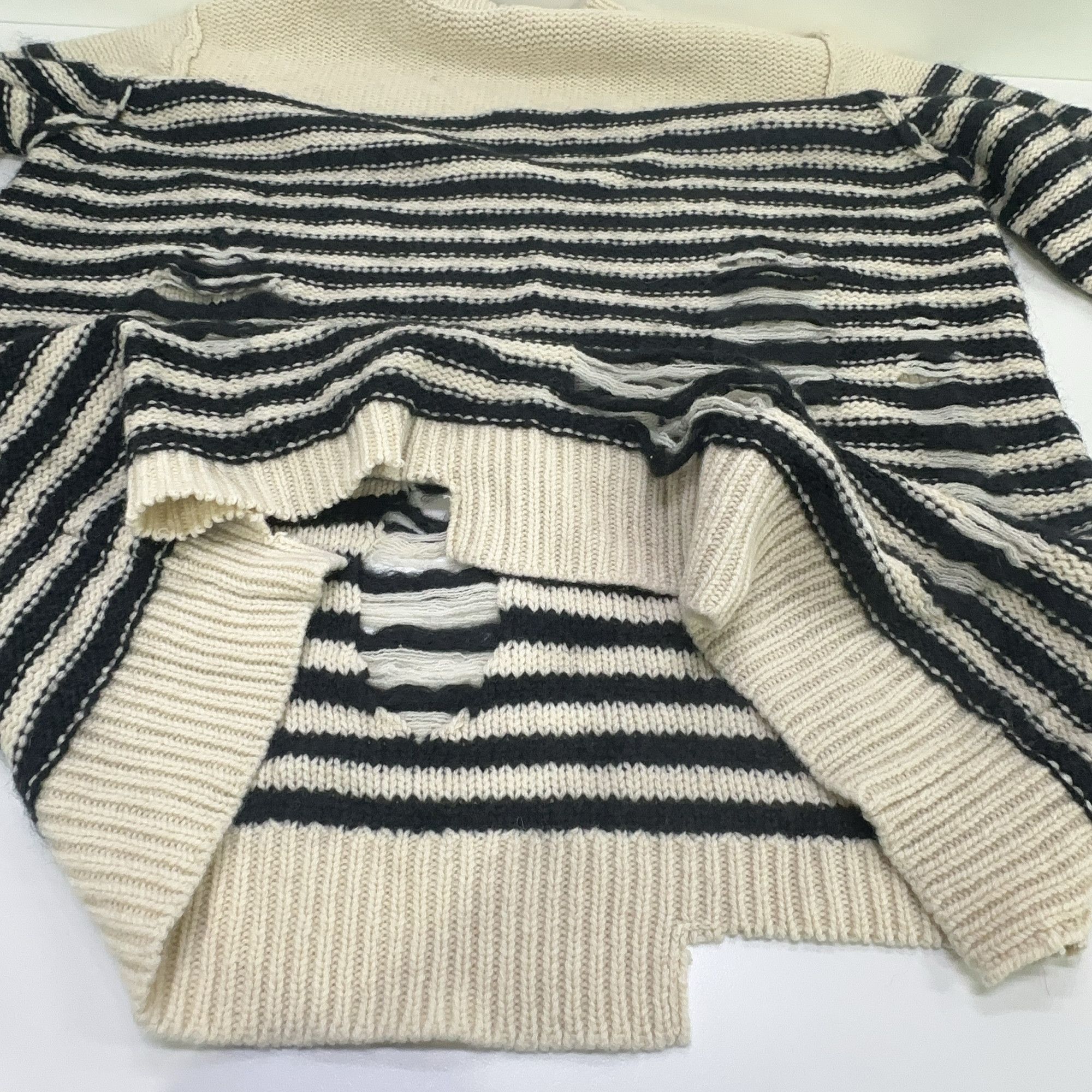 Acne Studios Acne Studios Striped Distressed Mohair Sweater S Size S / US 4 / IT 40 - 7 Thumbnail