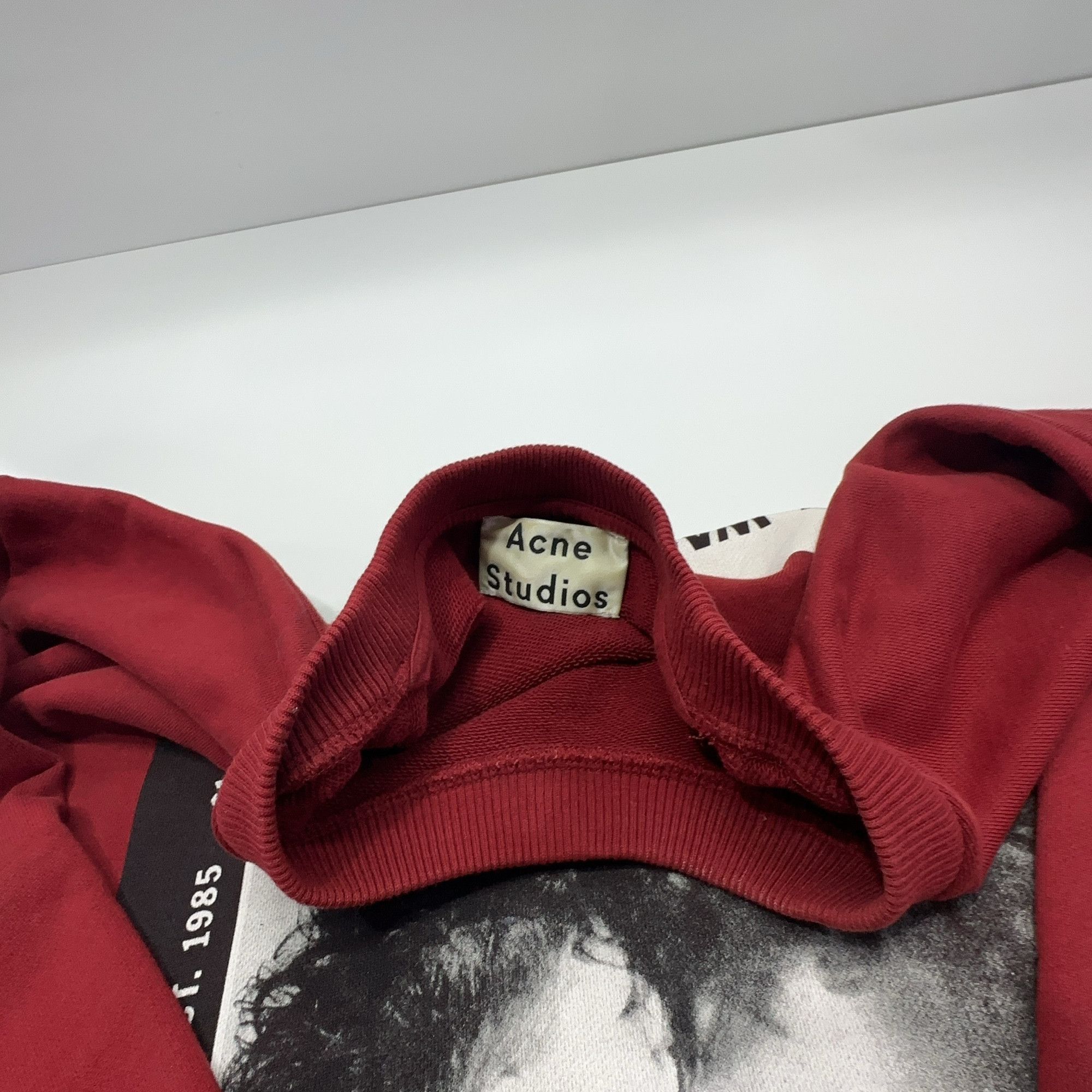 Acne Studios Acne Studios Propaganda Print Sweatshirt Size S Size US S / EU 44-46 / 1 - 14 Thumbnail