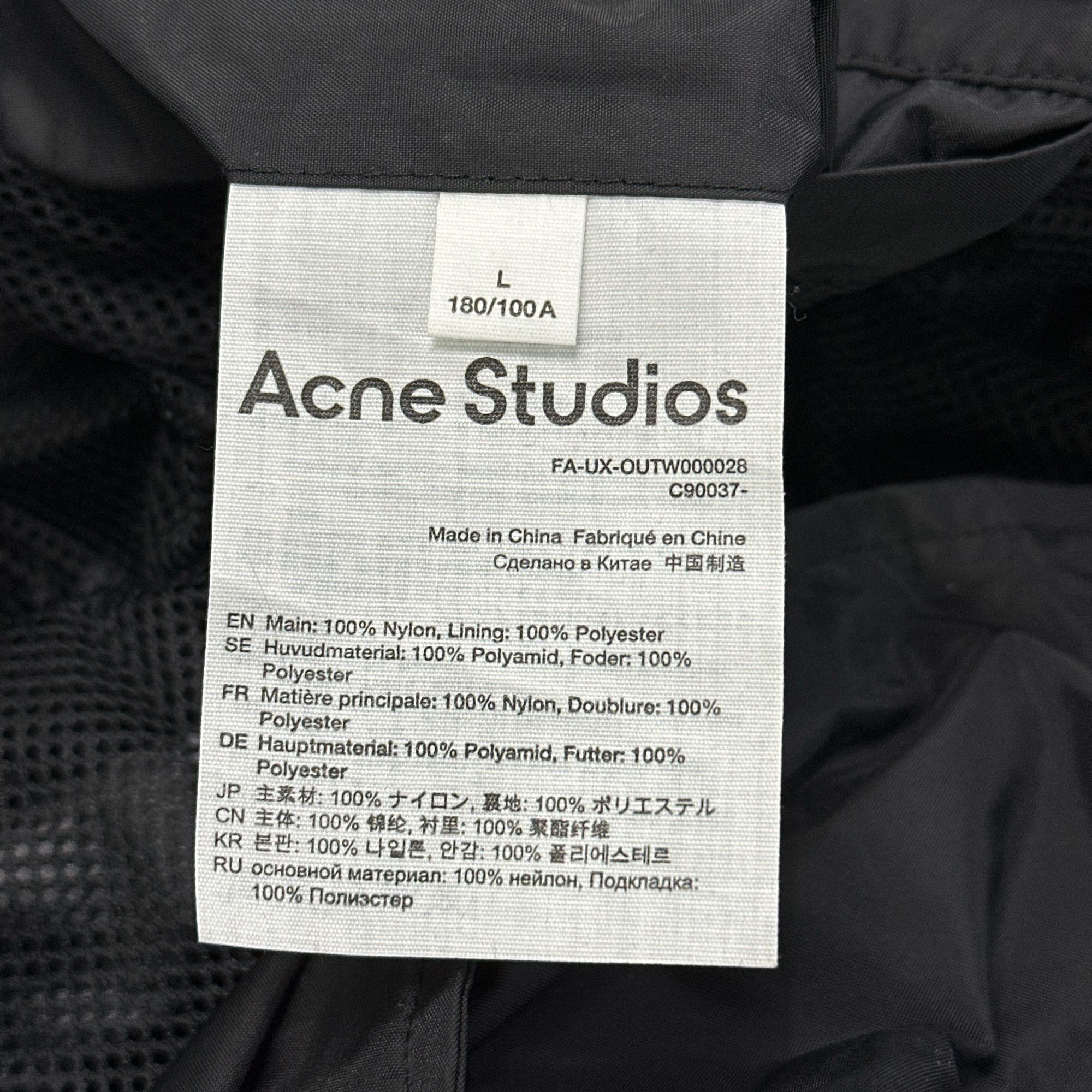 Acne Studios Acne Studios Face Logo Hooded Raincoat L Size US L / EU 52-54 / 3 - 5 Thumbnail