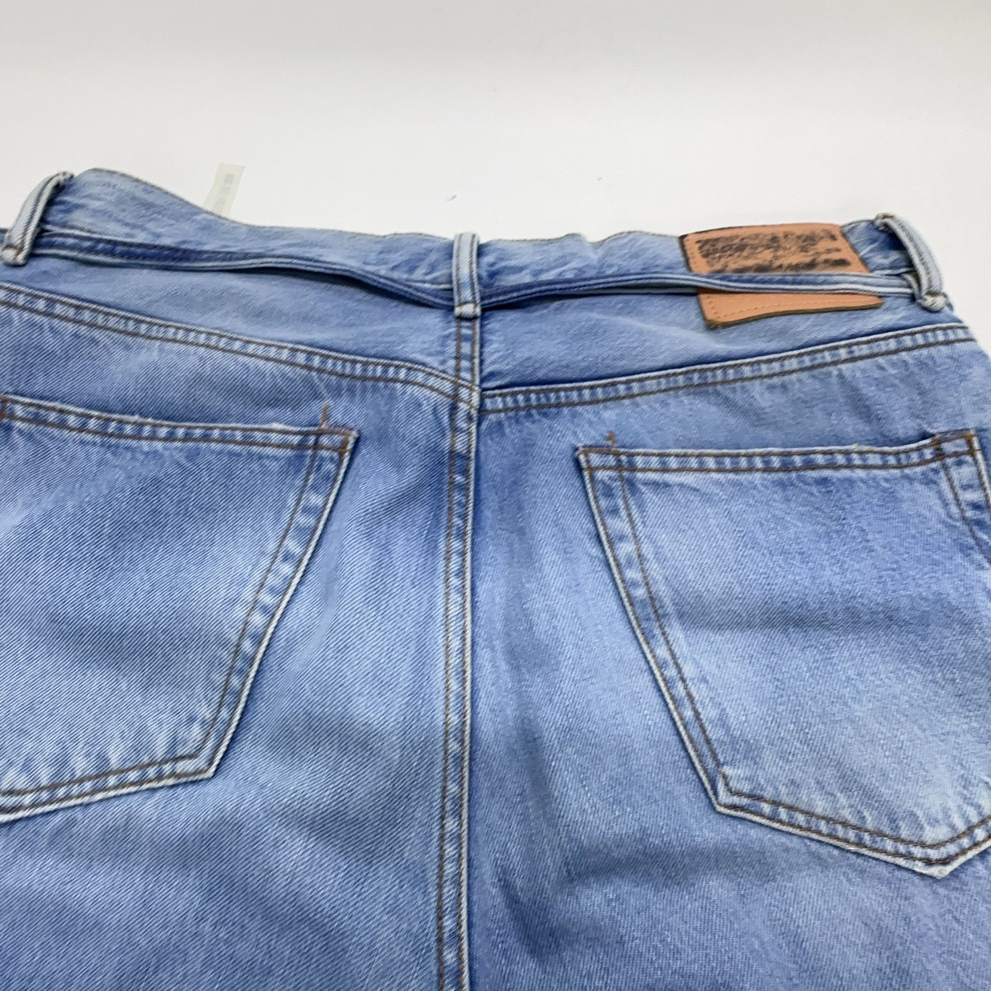 Acne Studios Acne Studios Straight Leg Belted Jeans 32 Size 32" / US 10 / IT 46 - 10 Thumbnail