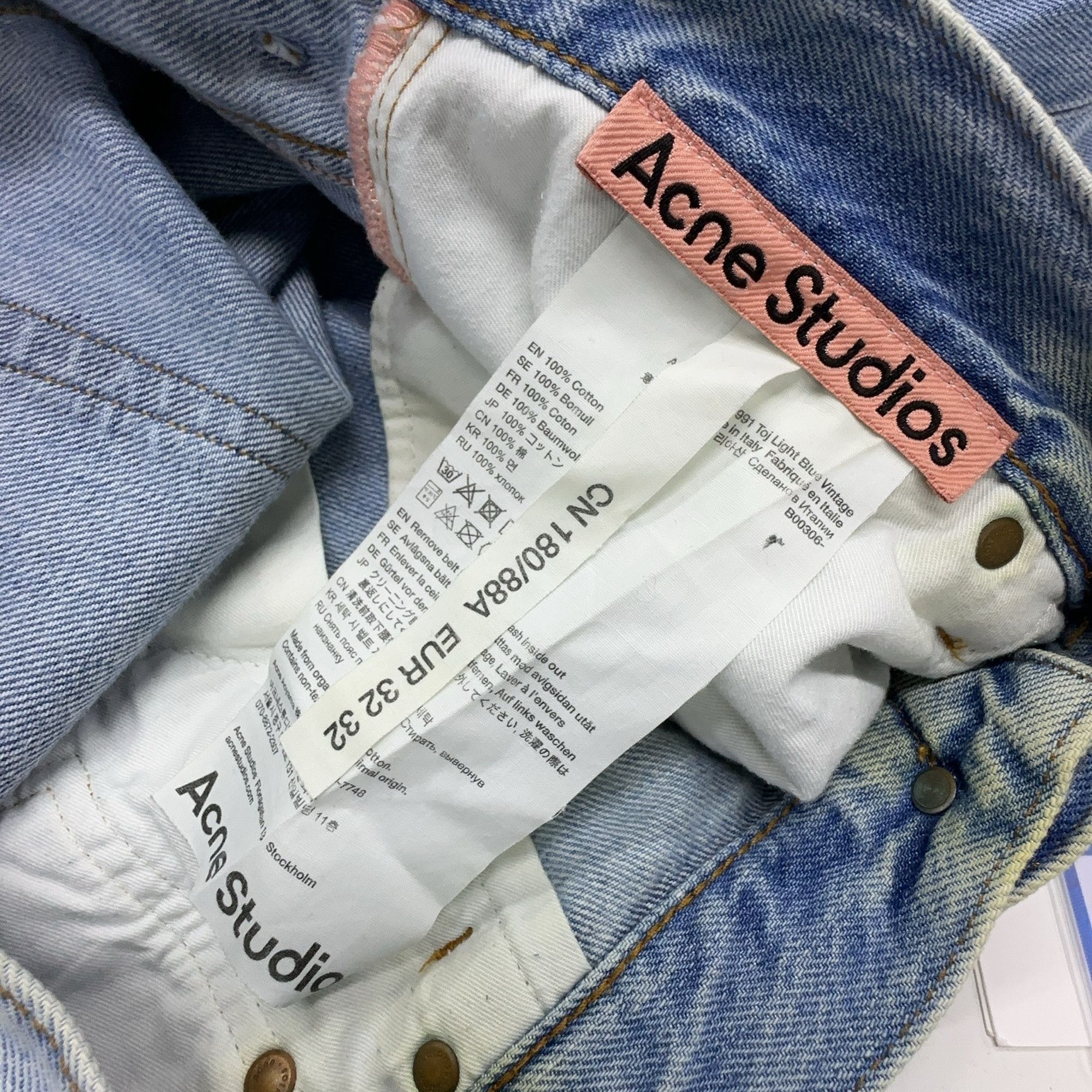 Acne Studios Acne Studios Straight Leg Belted Jeans 32 Size 32" / US 10 / IT 46 - 4 Thumbnail