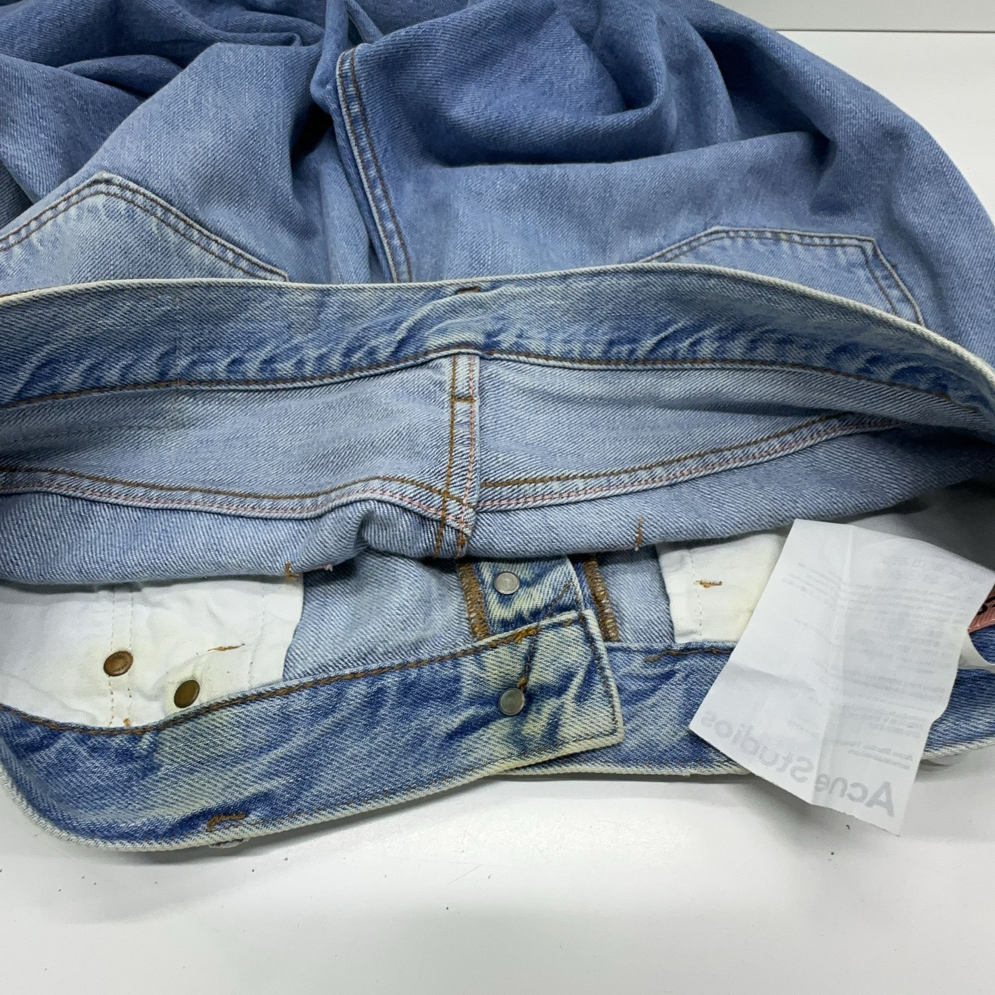Acne Studios Acne Studios Straight Leg Belted Jeans 32 Size 32" / US 10 / IT 46 - 6 Thumbnail