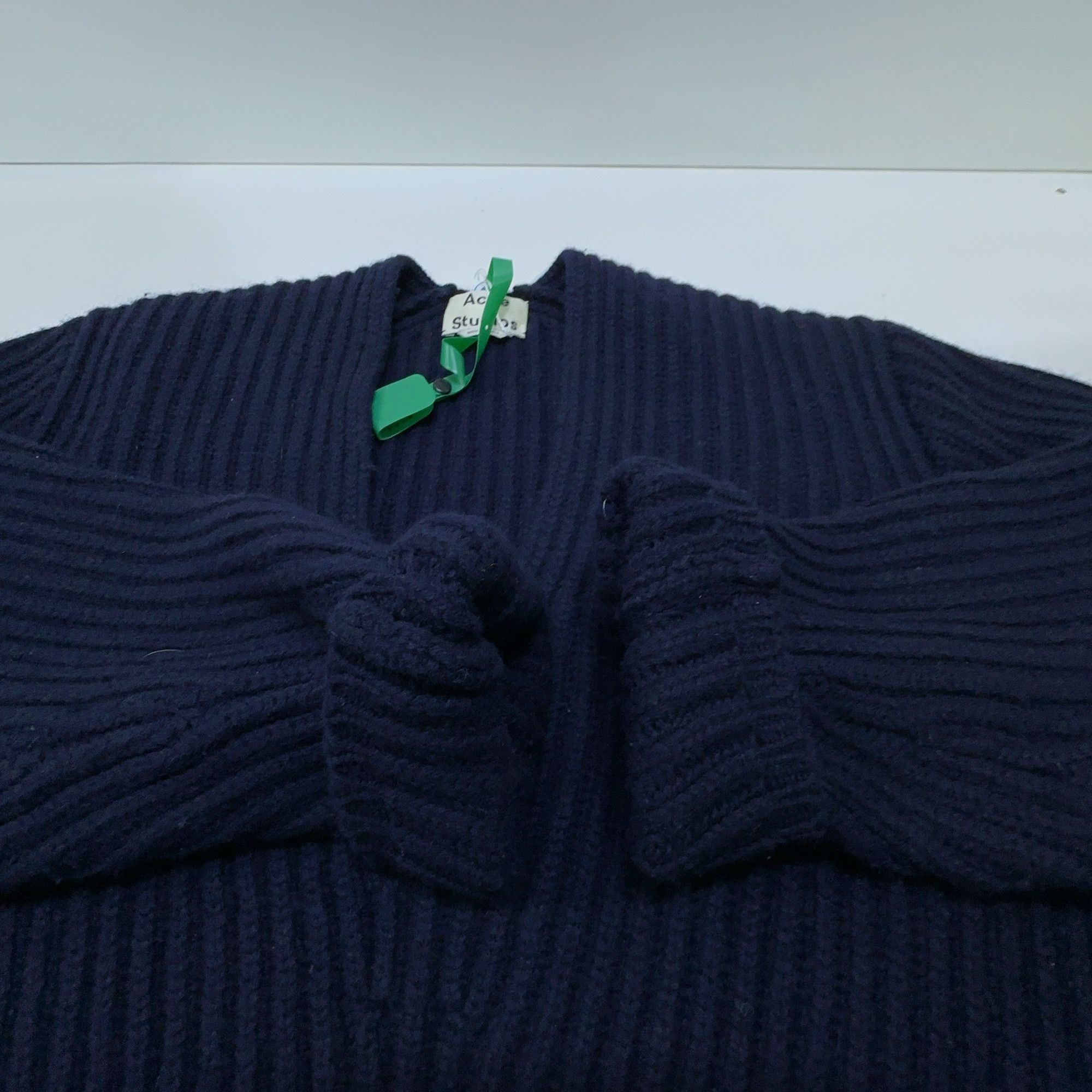 Acne Studios Acne Studios Deborah V-Neck Wool Sweater XS Size XS / US 0-2 / IT 36-38 - 8 Thumbnail