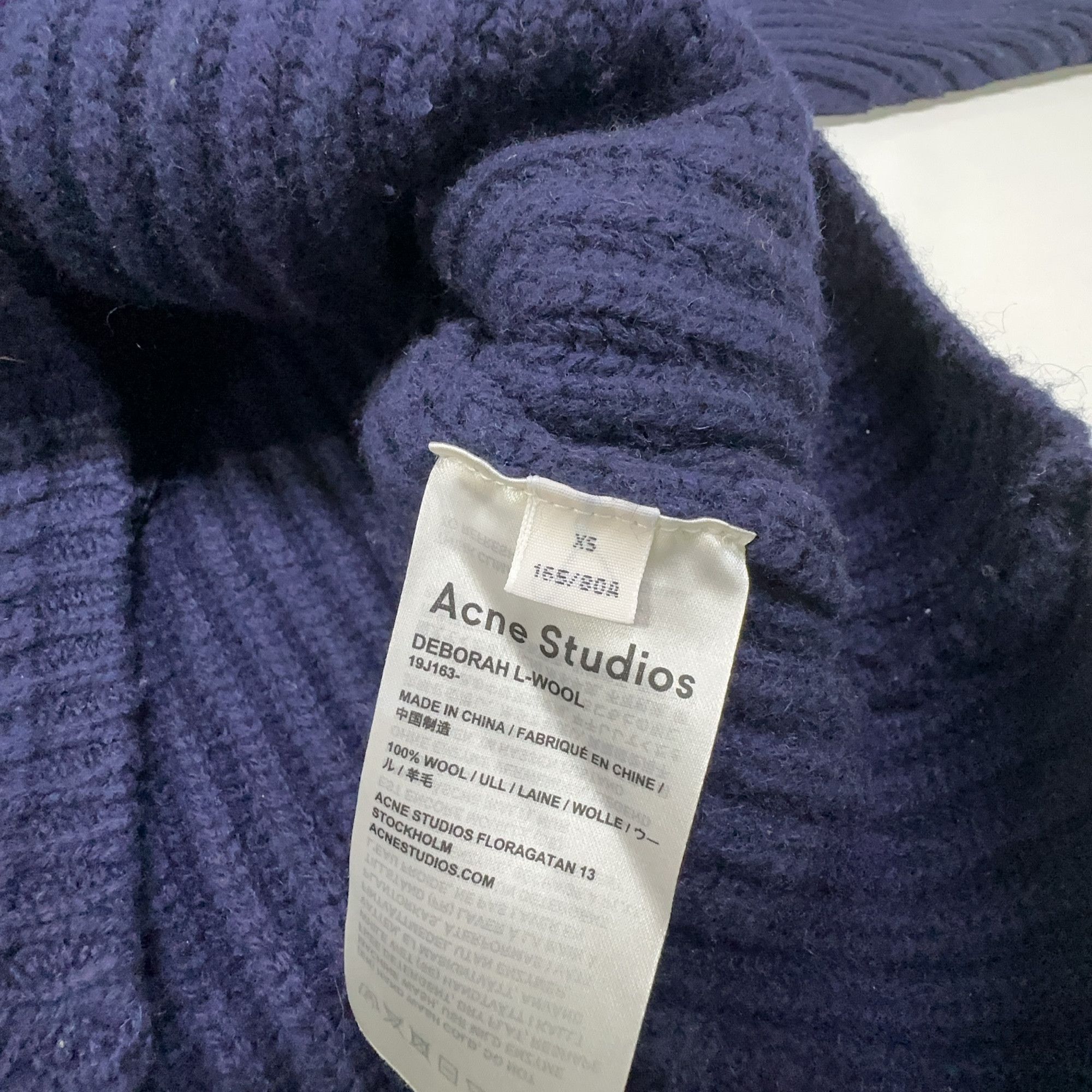Acne Studios Acne Studios Deborah V-Neck Wool Sweater XS Size XS / US 0-2 / IT 36-38 - 5 Thumbnail