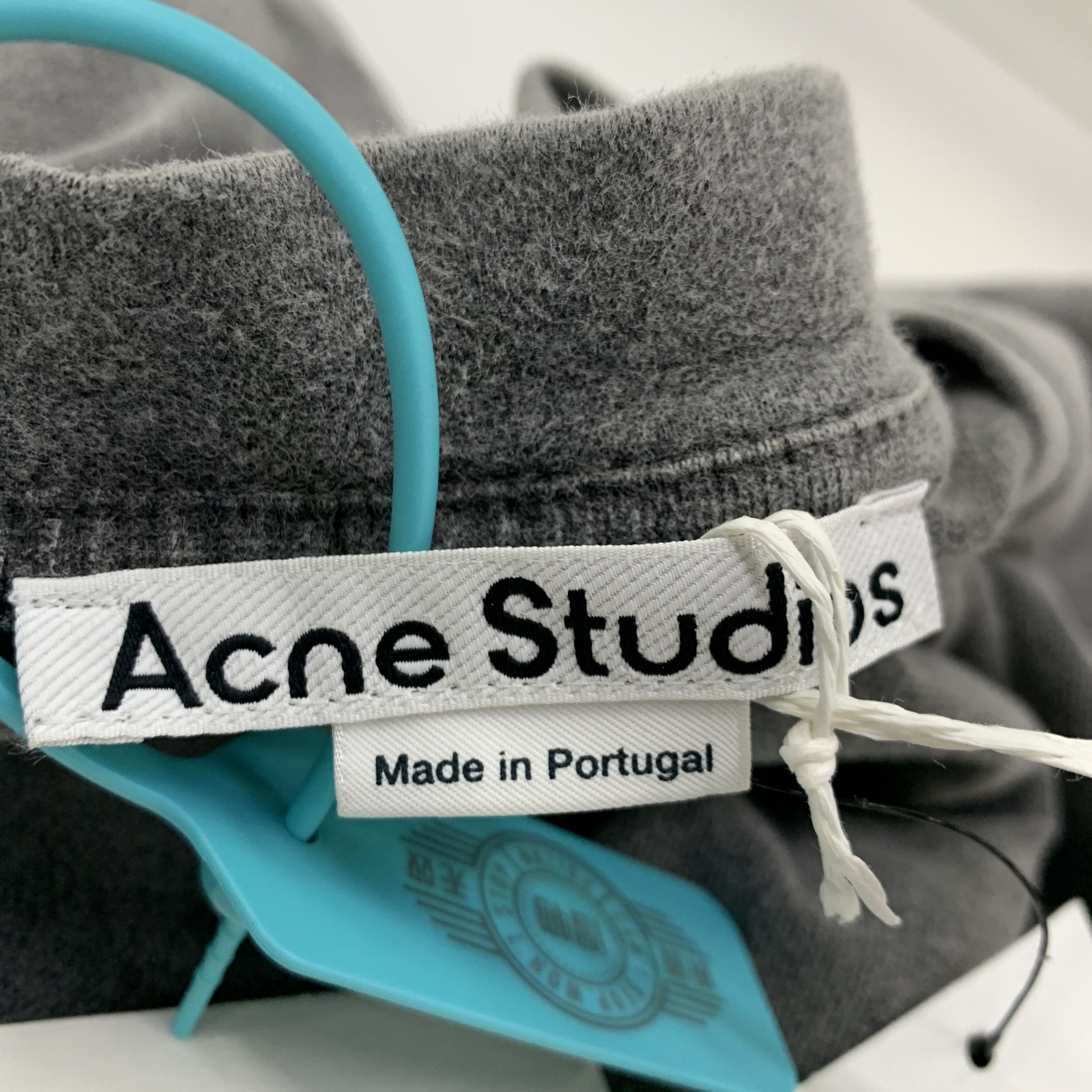 Acne Studios Acne Studios Faded Cotton T-Shirt Size L Size US L / EU 52-54 / 3 - 4 Thumbnail