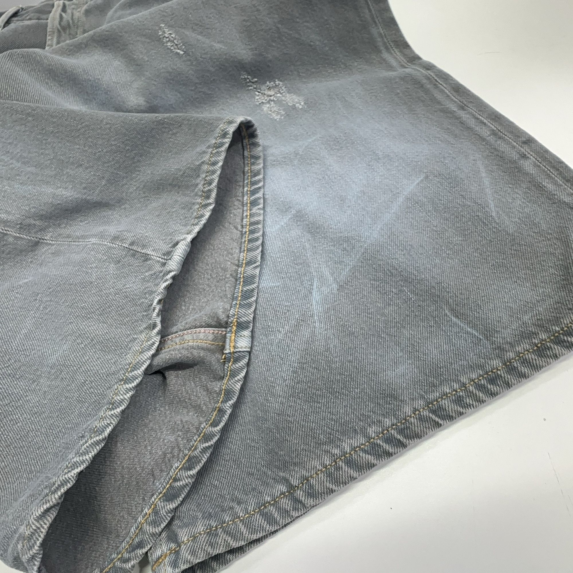 Acne Studios Acne Studios Distressed Cropped Jeans 33 Size US 33 - 11 Thumbnail