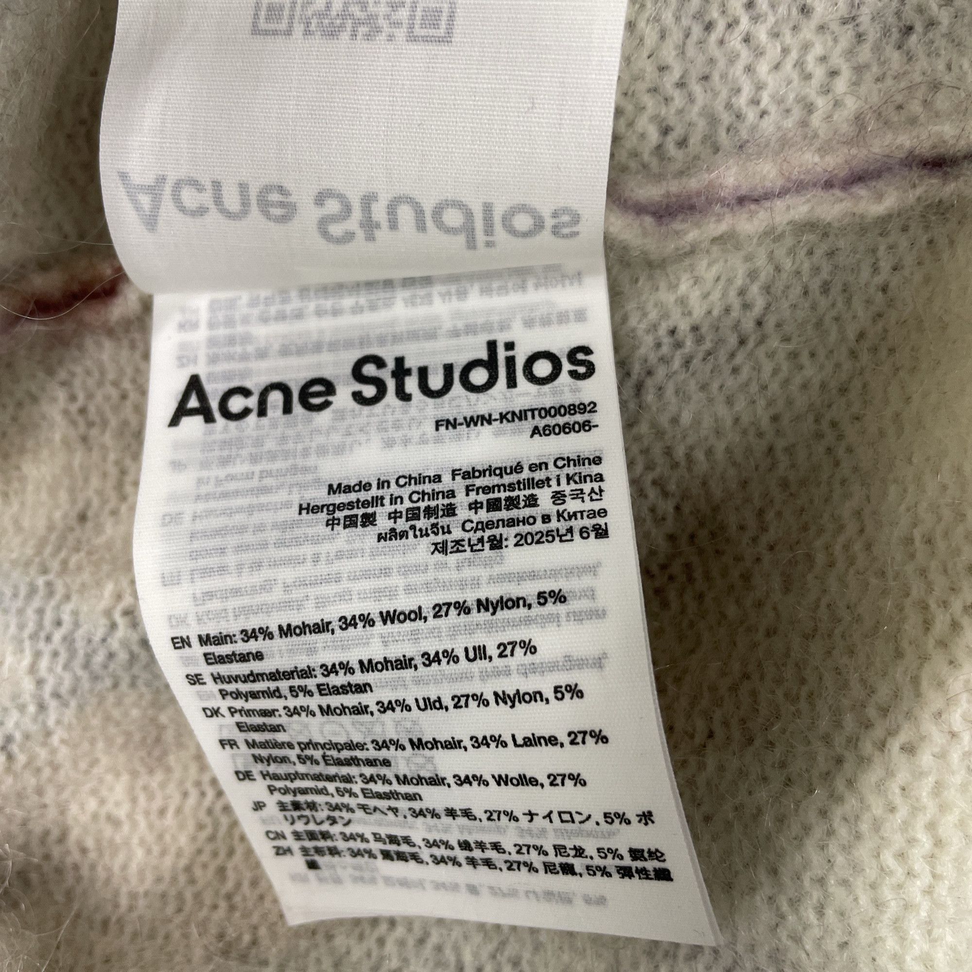 Acne Studios Acne Studios Plaid Mohair Blend Cardigan Size M Size M / US 6-8 / IT 42-44 - 5 Thumbnail