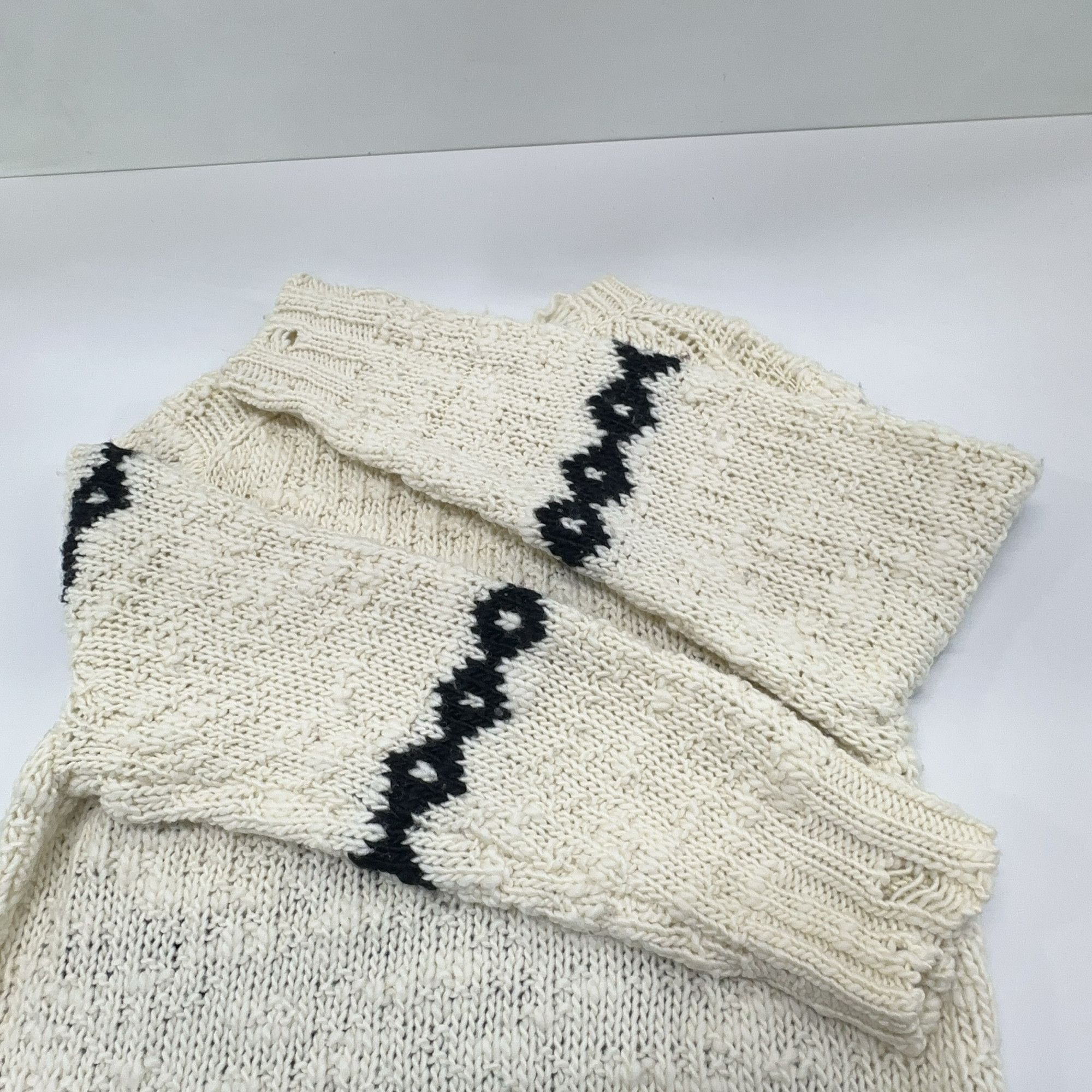 Acne Studios Acne Studios Distressed Squirrel Intarsia Sweater L Size L / US 10 / IT 46 - 12 Thumbnail