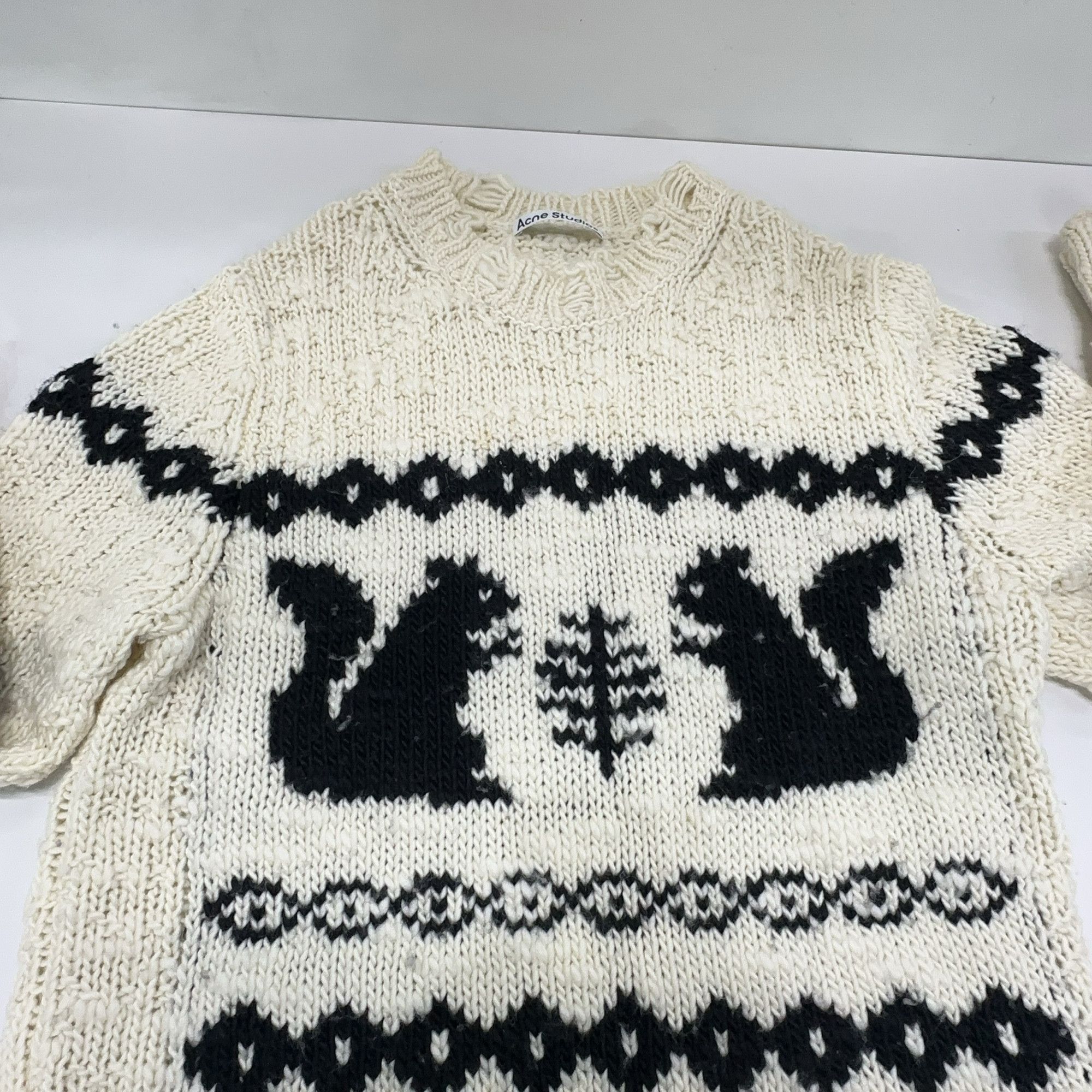 Acne Studios Acne Studios Distressed Squirrel Intarsia Sweater L Size L / US 10 / IT 46 - 8 Thumbnail