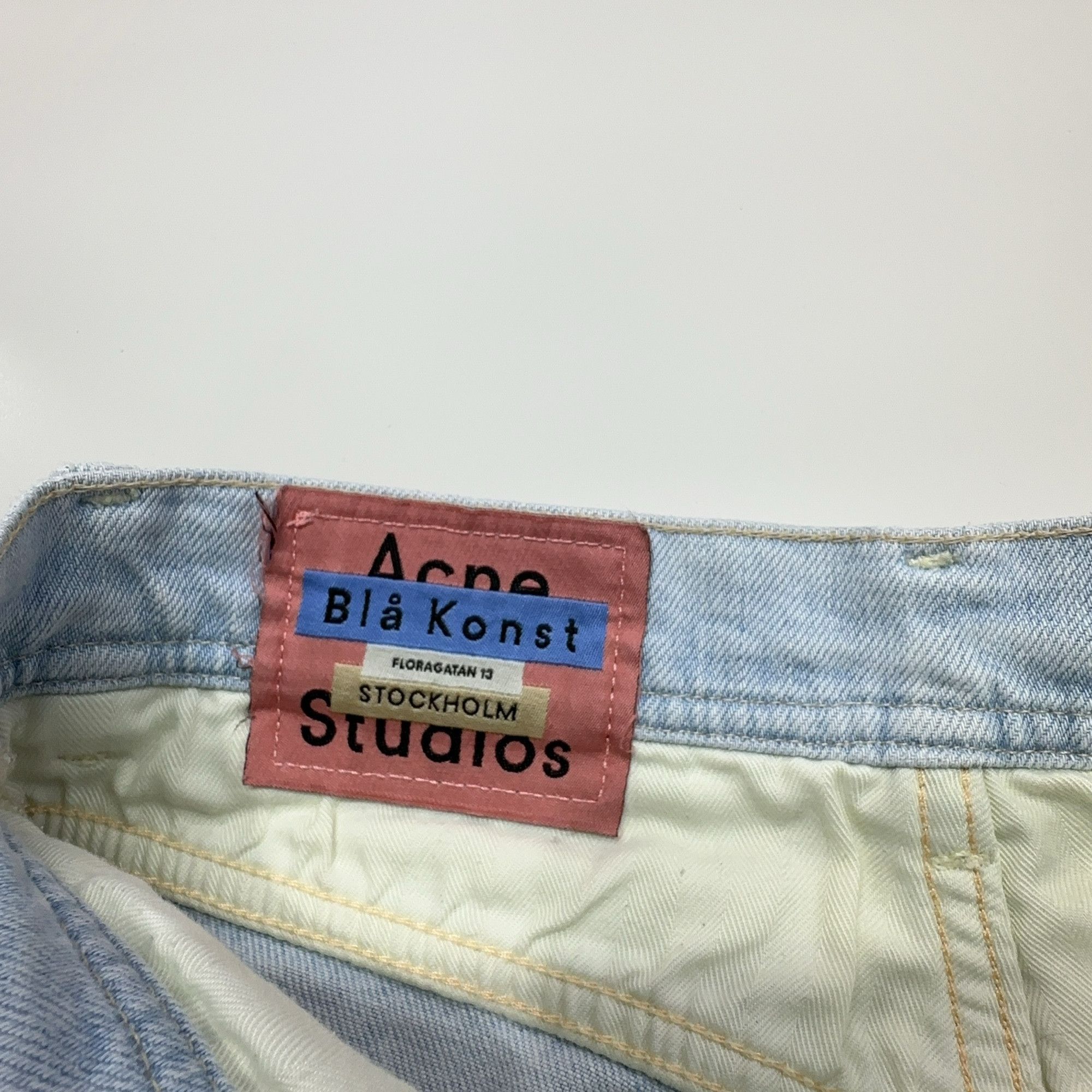 Acne Studios Acne Studios Melk Ripped Light Wash Jeans 25 Size 25" / US 0 / IT 36 - 6 Thumbnail