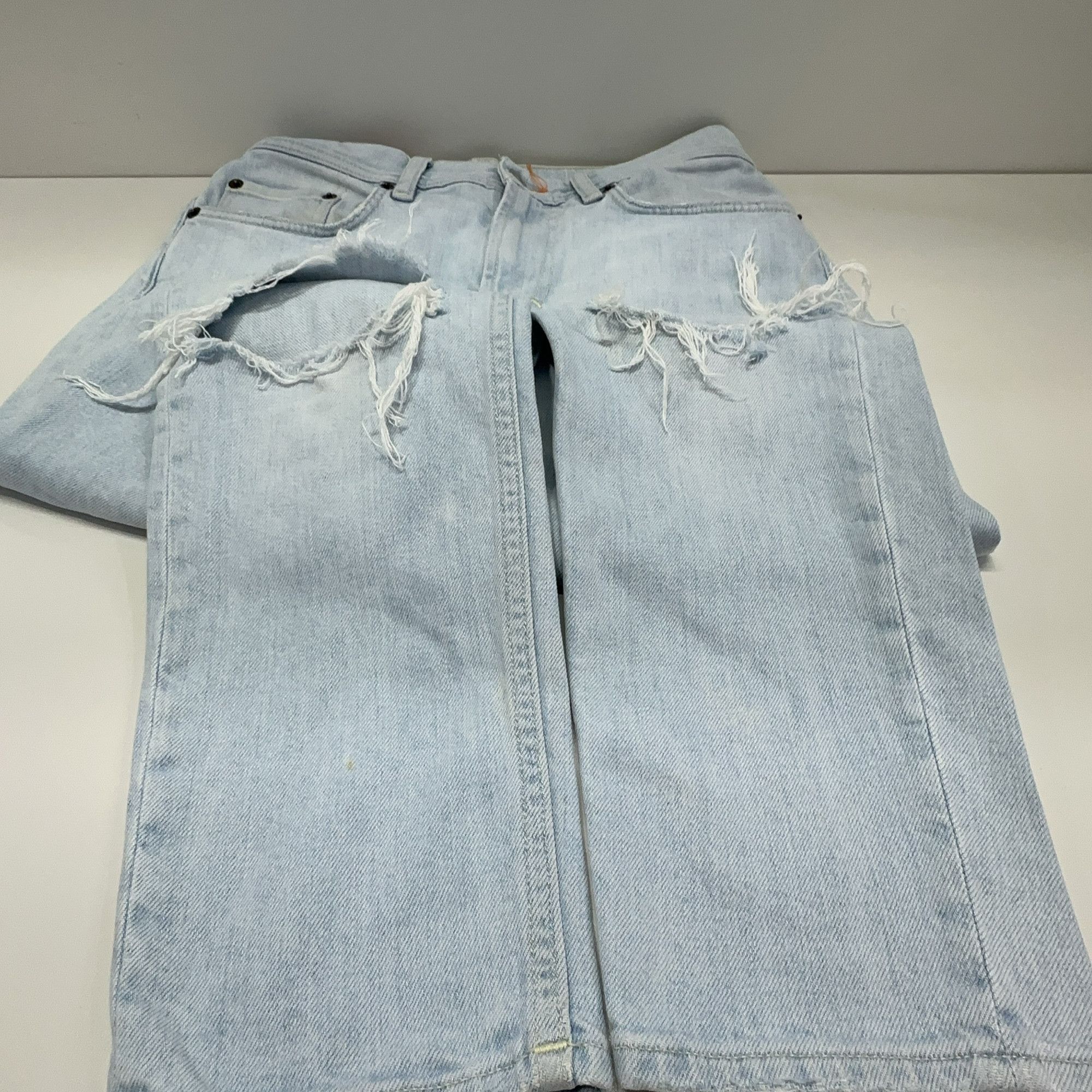 Acne Studios Acne Studios Melk Ripped Light Wash Jeans 25 Size 25" / US 0 / IT 36 - 9 Thumbnail