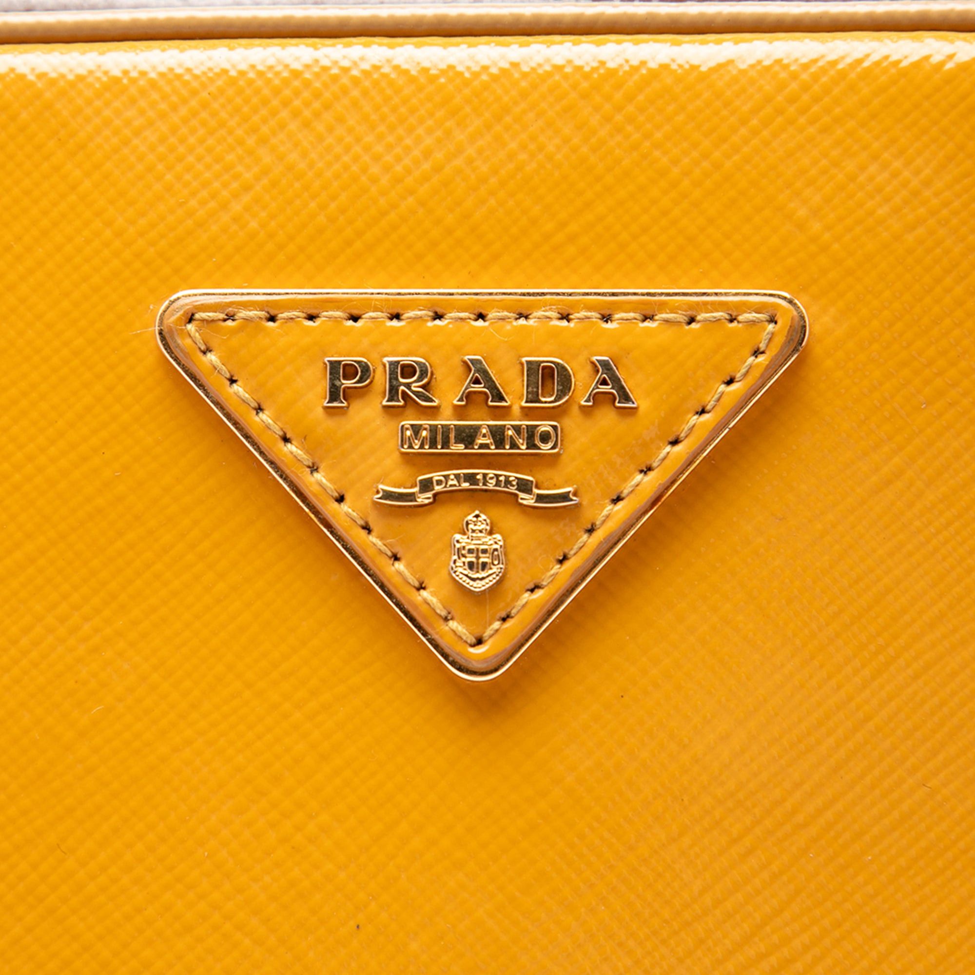 Prada Bicolor Saffiano Vernice Pyramid Frame Handbag Size ONE SIZE - 5 Thumbnail