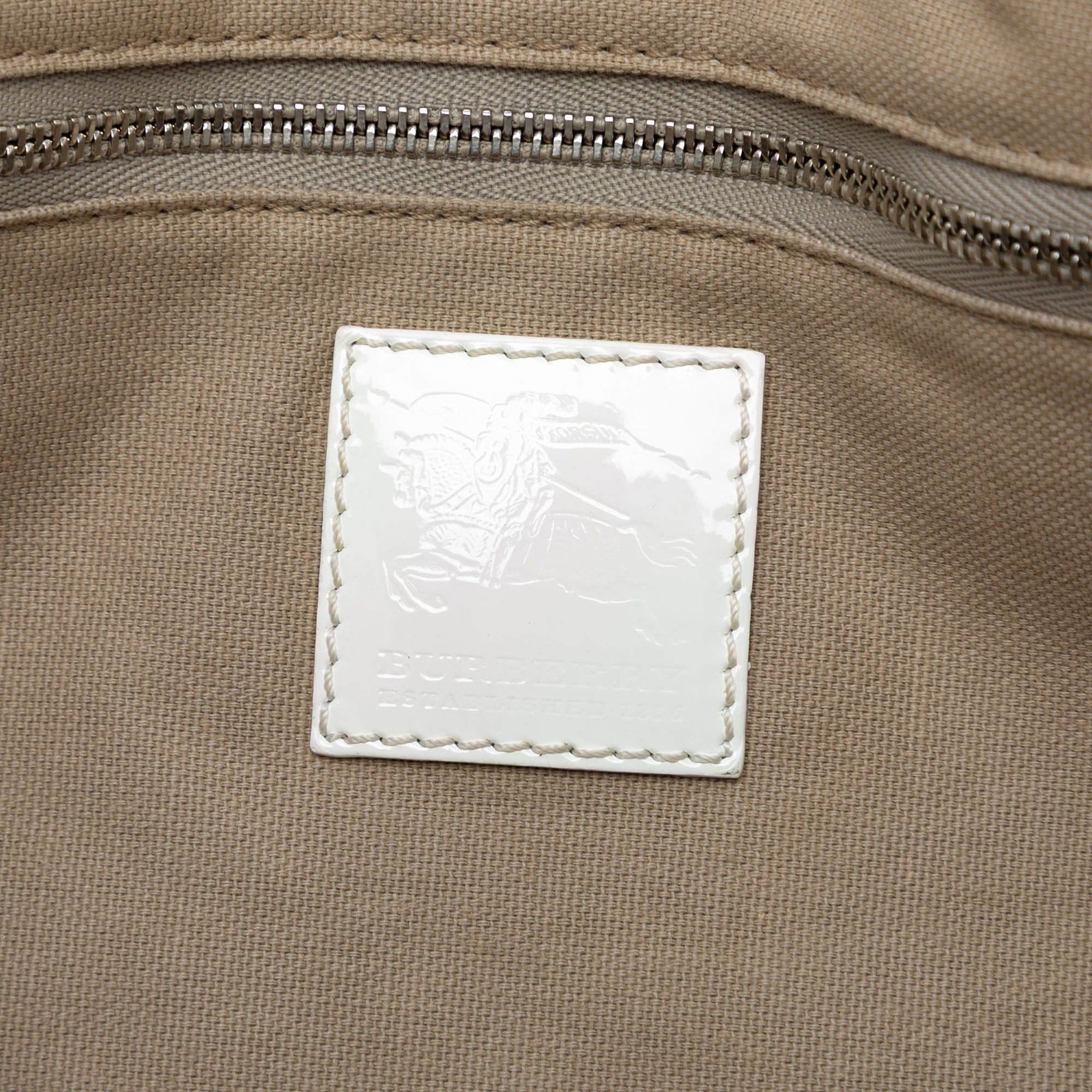 Burberry House Check Coated Canvas Hearts Tote Size ONE SIZE - 6 Thumbnail