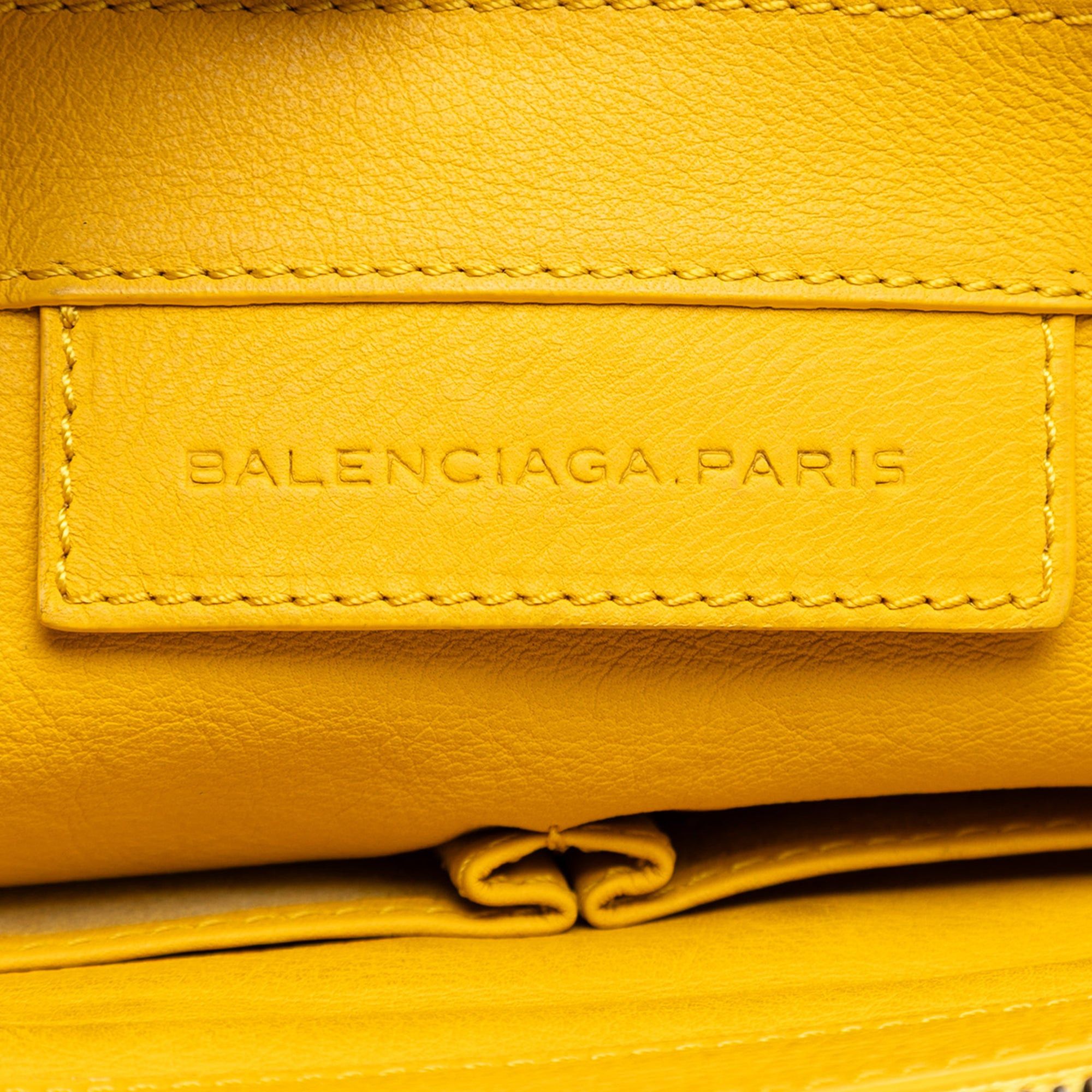 Balenciaga Leather Papier Wristlet Clutch Size ONE SIZE - 5 Thumbnail