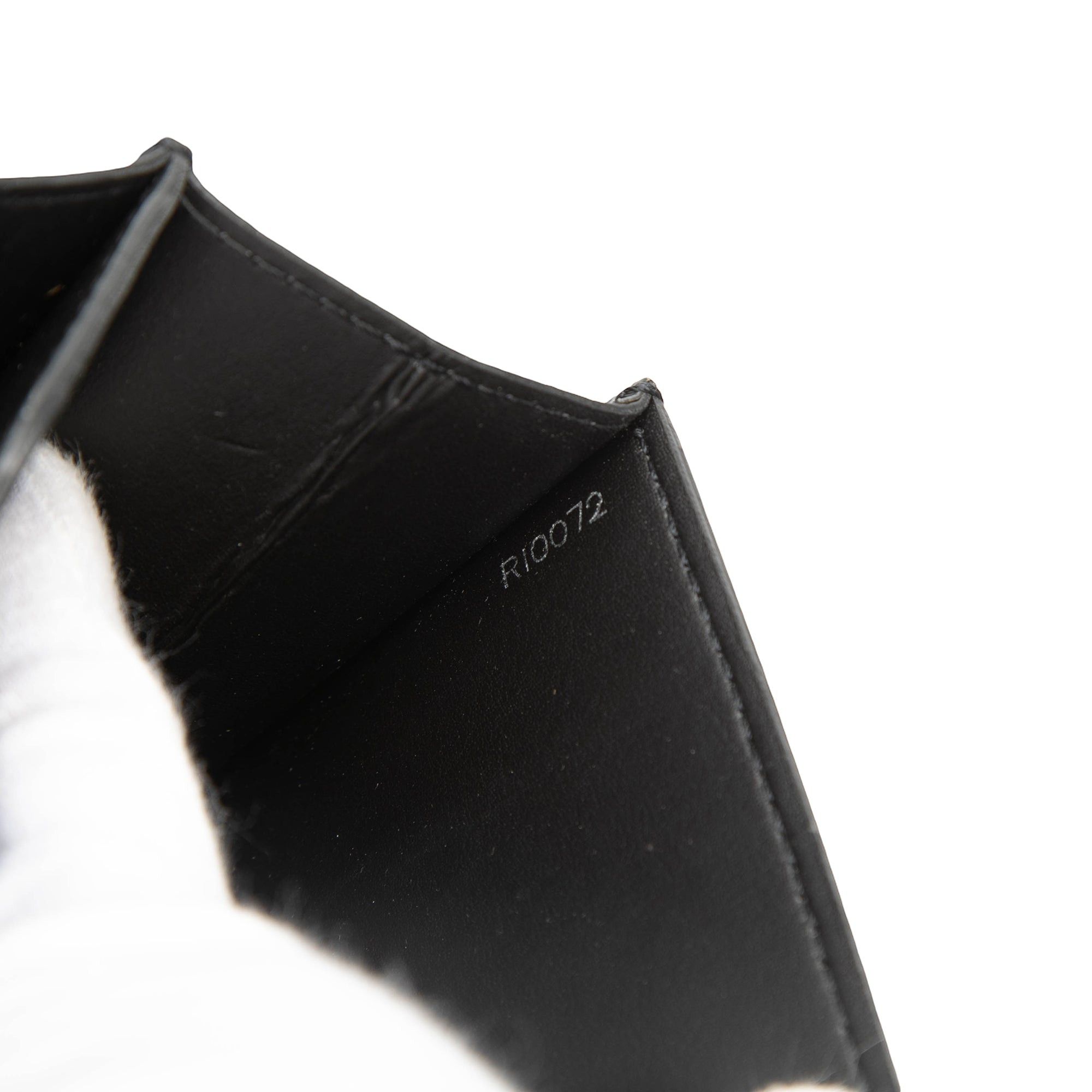 Louis Vuitton Taiga Robusto 2 Size ONE SIZE - 6 Thumbnail