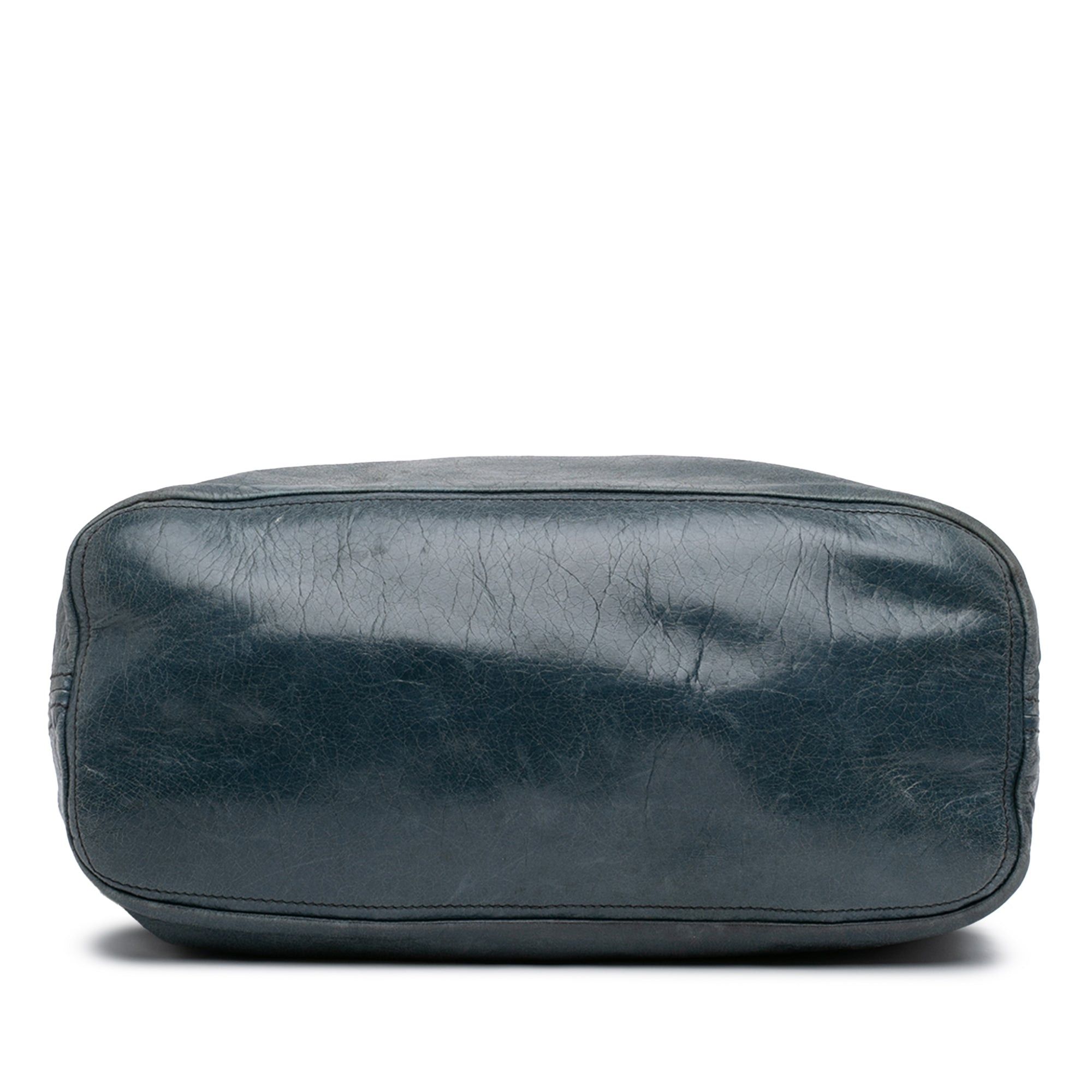 Prada Vitello Daino Hobo Size ONE SIZE - 3 Thumbnail
