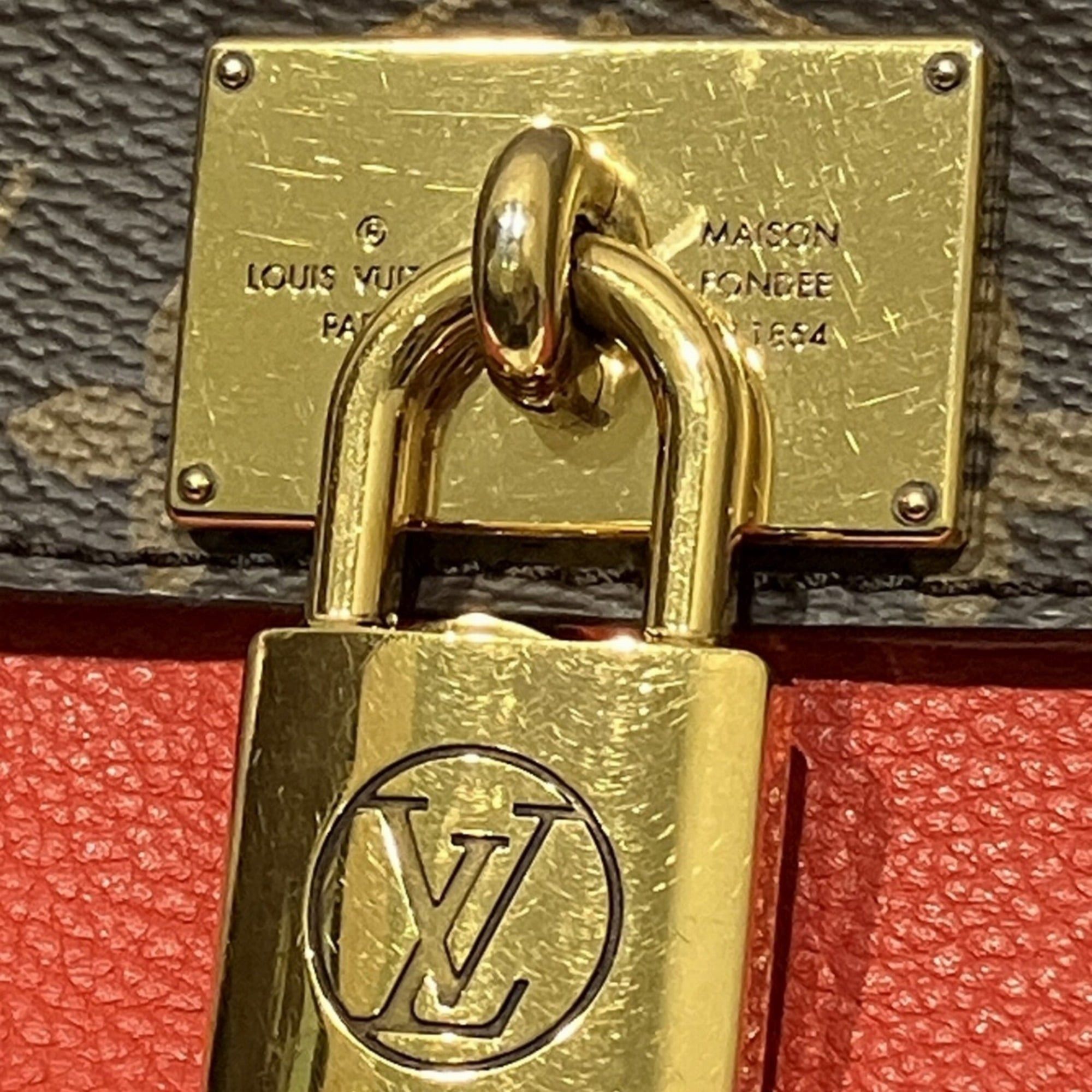 Louis Vuitton Louis Vuitton Marignan Handbag, Monogram Leather, Toile Fabric, M44286 Size ONE SIZE - 9 Thumbnail