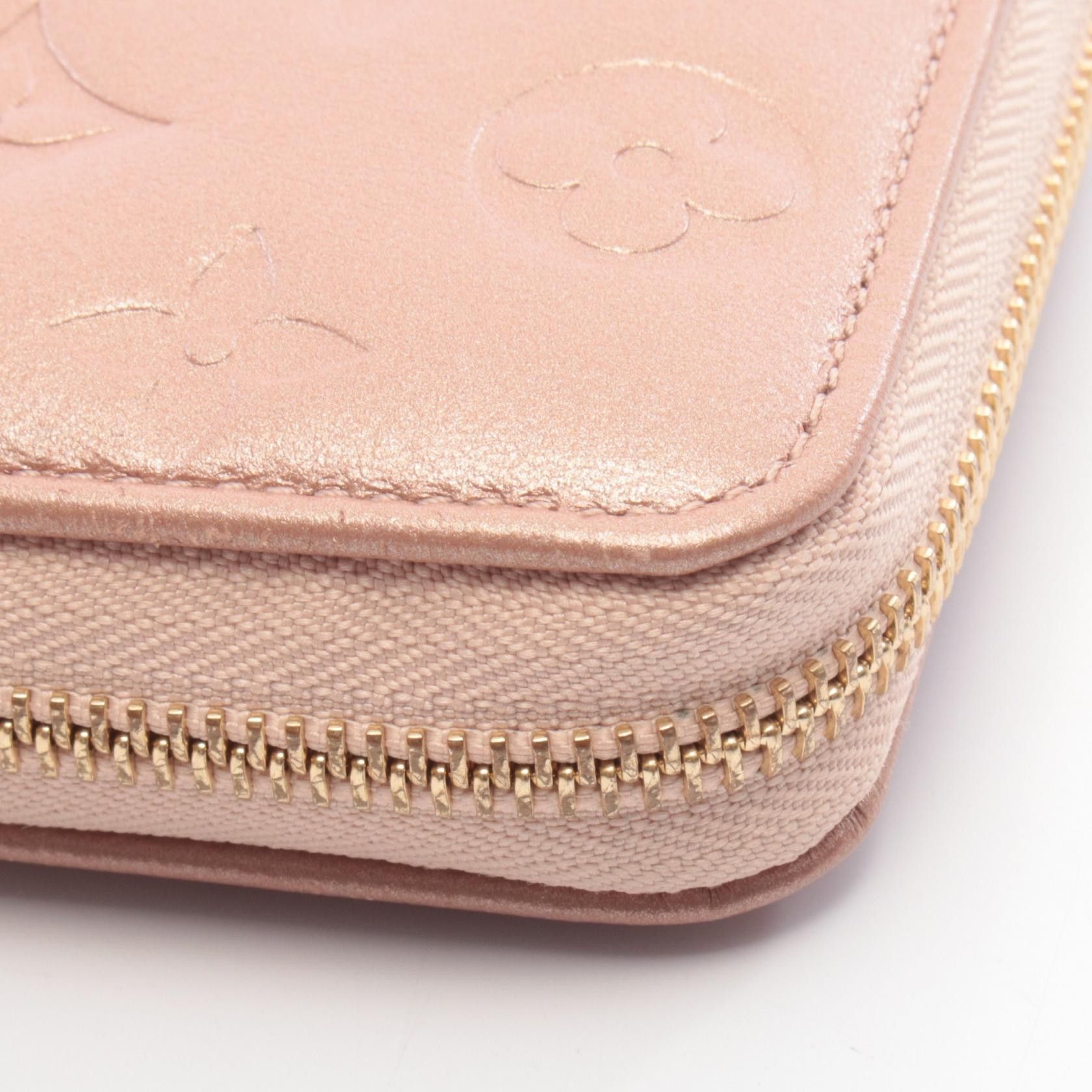 Louis Vuitton Louis Vuitton Louis Vuitton Zippy Wallet Coussin Monogram Embossed Long Wallet Leather Long Wallet M81708 DUTY FREE for USA Size ONE SIZE - 7 Thumbnail