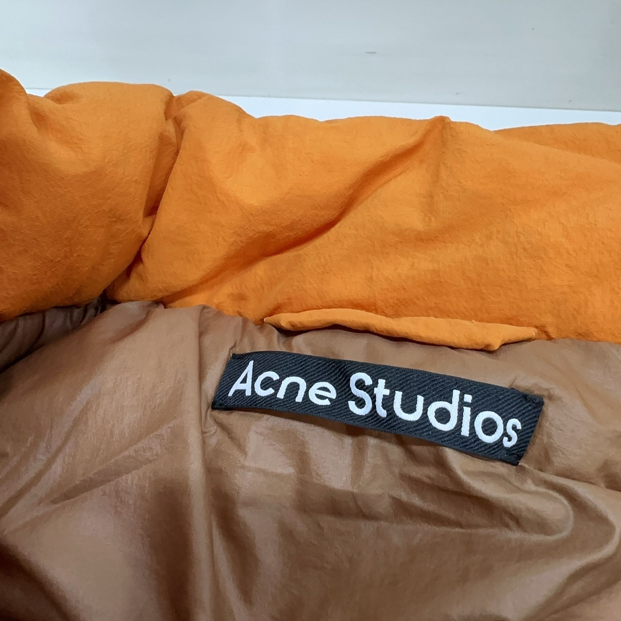 Acne Studios Acne Studios Orange Nylon Puffer Jacket Size L Size US L / EU 52-54 / 3 - 5 Thumbnail