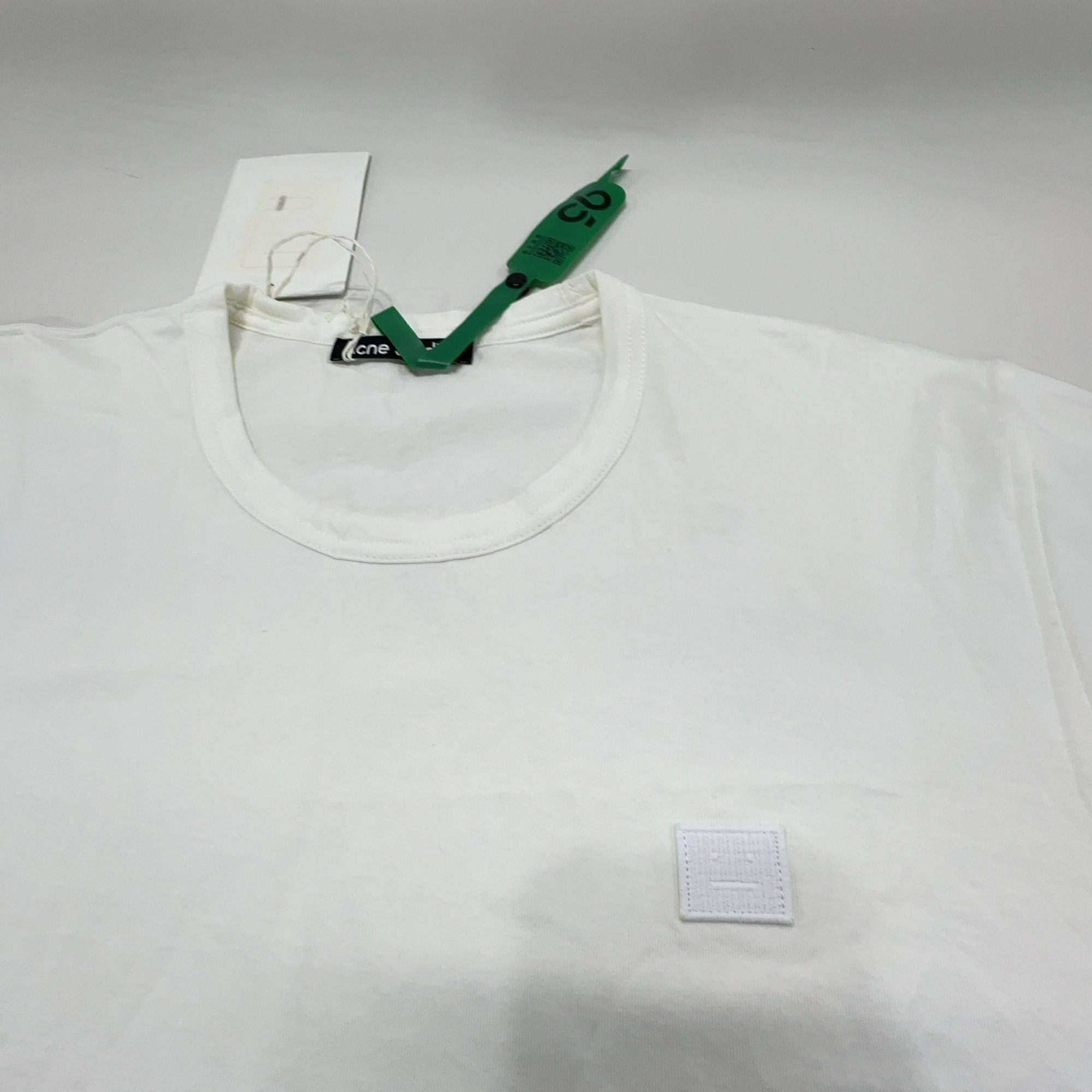 Acne Studios Acne Studios Face Patch T-Shirt Size S Size US S / EU 44-46 / 1 - 7 Thumbnail