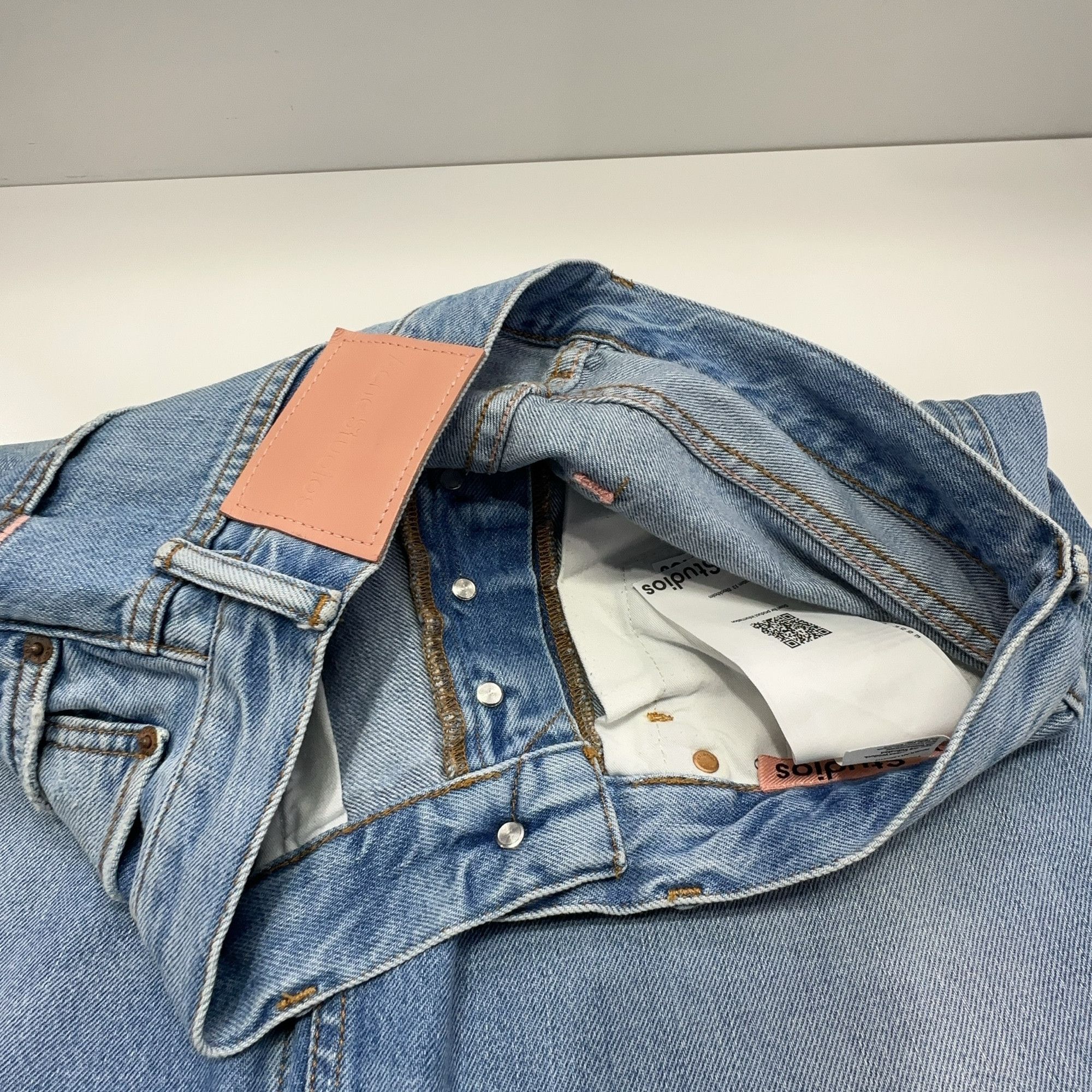 Acne Studios Acne Studios 1981 Distressed Jeans US 32 Size US 32 / EU 48 - 6 Thumbnail