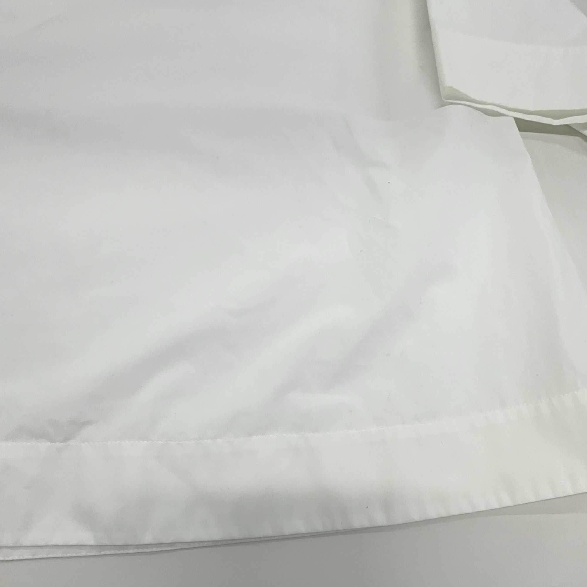 Balenciaga Balenciaga White Cotton V-Neck Blouse Size 34 Size XS / US 0-2 / IT 36-38 - 13 Thumbnail