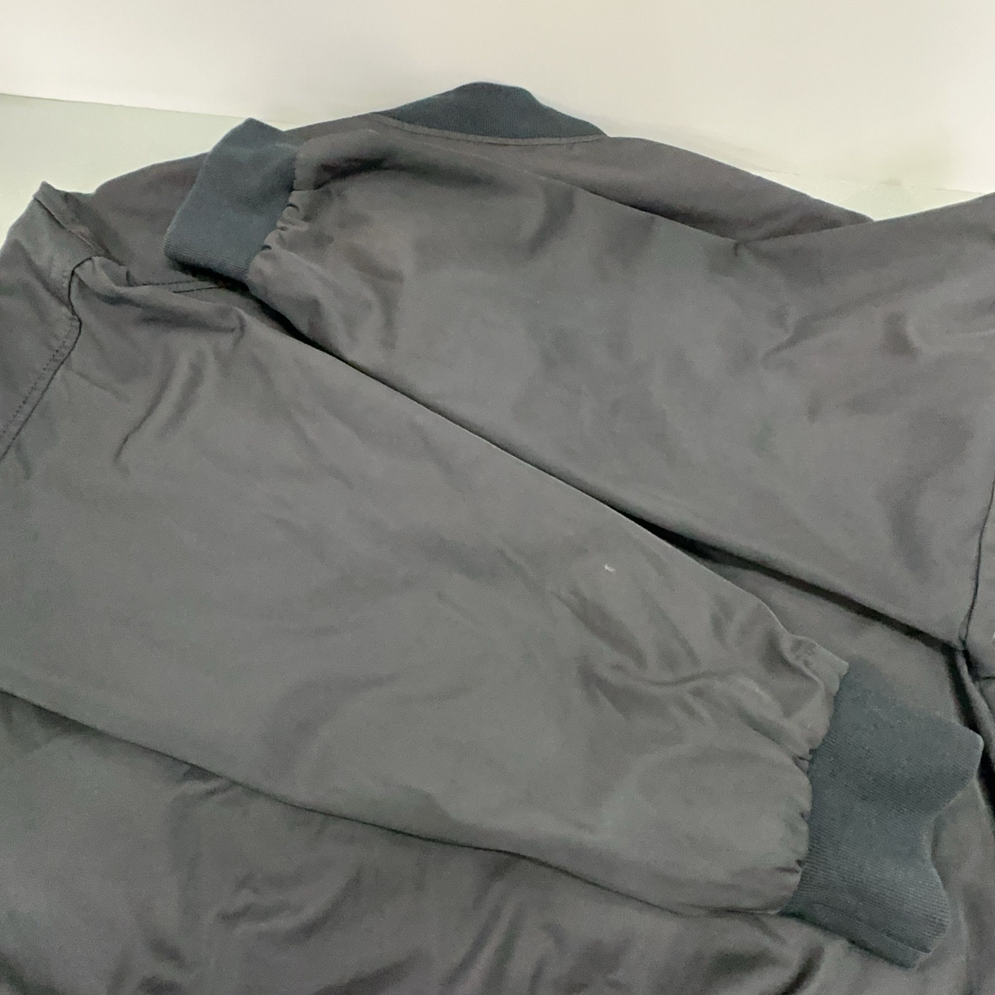 Balenciaga Balenciaga Solid Zip-Up Bomber Jacket 46 Size US S / EU 44-46 / 1 - 13 Thumbnail