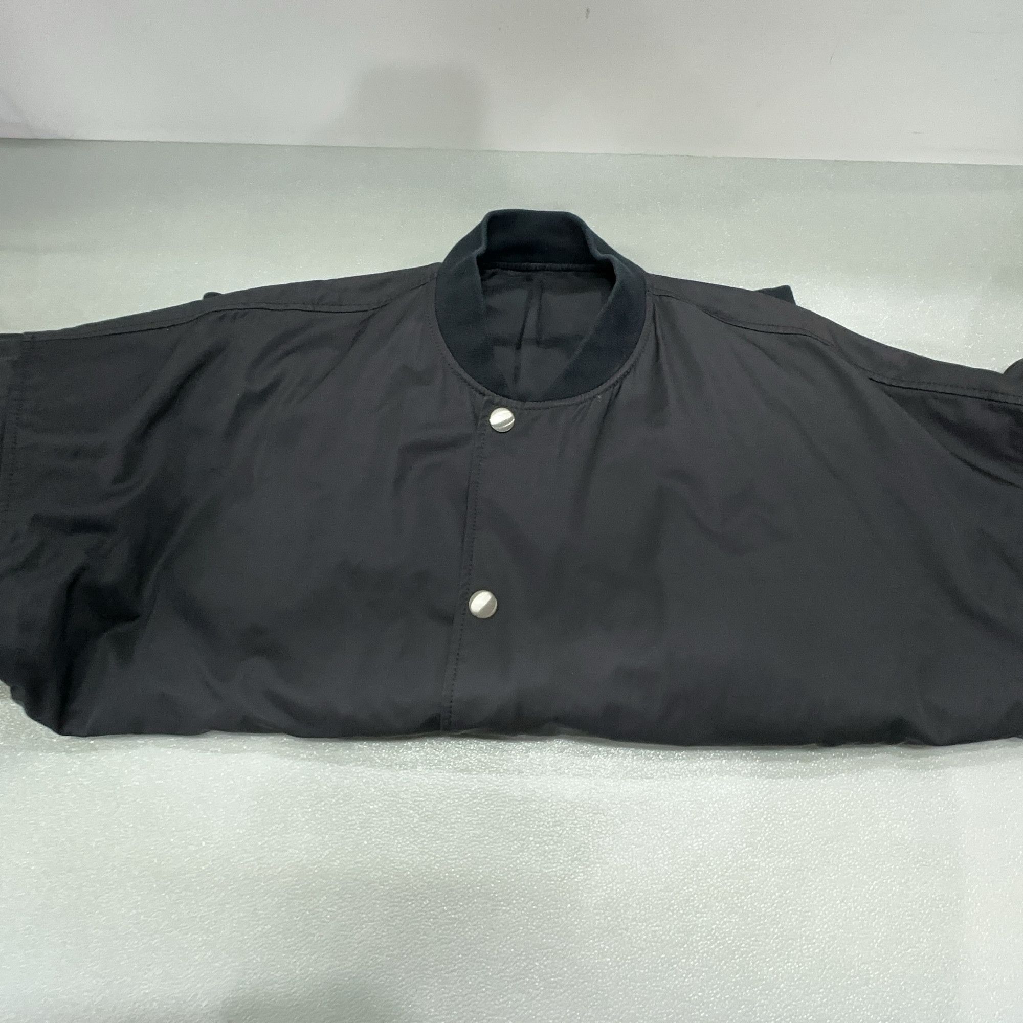 Balenciaga Balenciaga Solid Zip-Up Bomber Jacket 46 Size US S / EU 44-46 / 1 - 8 Thumbnail