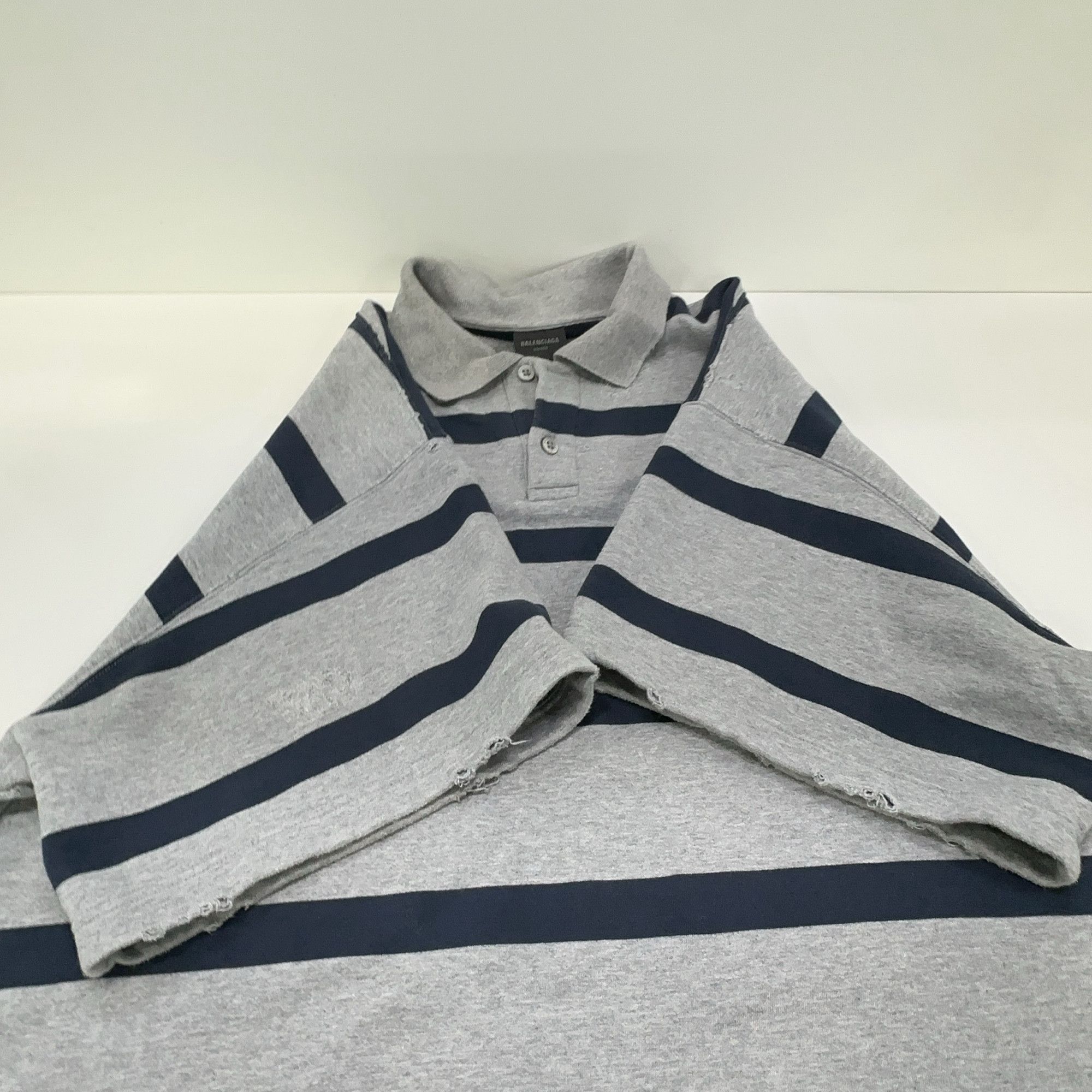 Balenciaga Balenciaga Laurel Distressed Striped Polo Size 3 Size US L / EU 52-54 / 3 - 9 Thumbnail