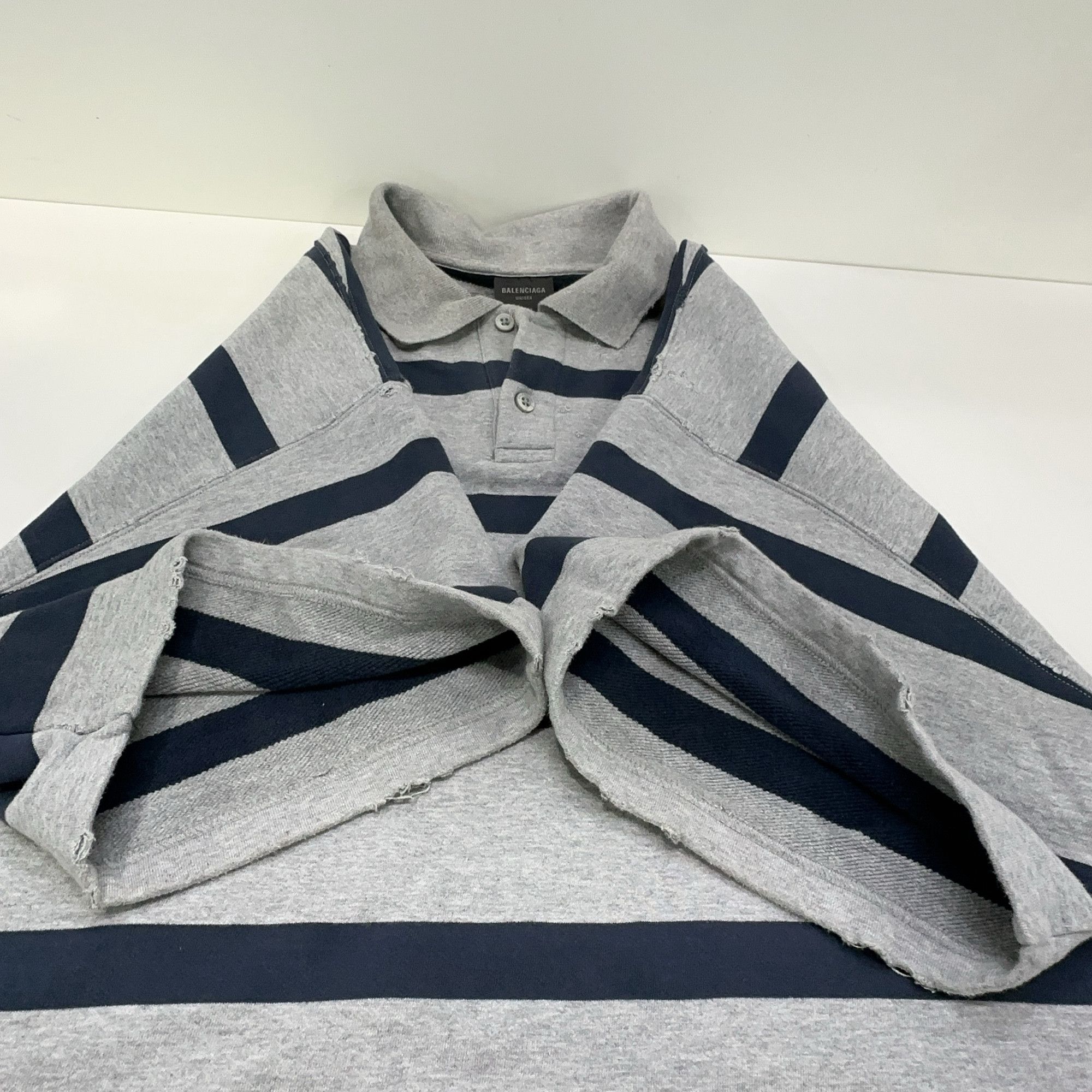 Balenciaga Balenciaga Laurel Distressed Striped Polo Size 3 Size US L / EU 52-54 / 3 - 10 Thumbnail