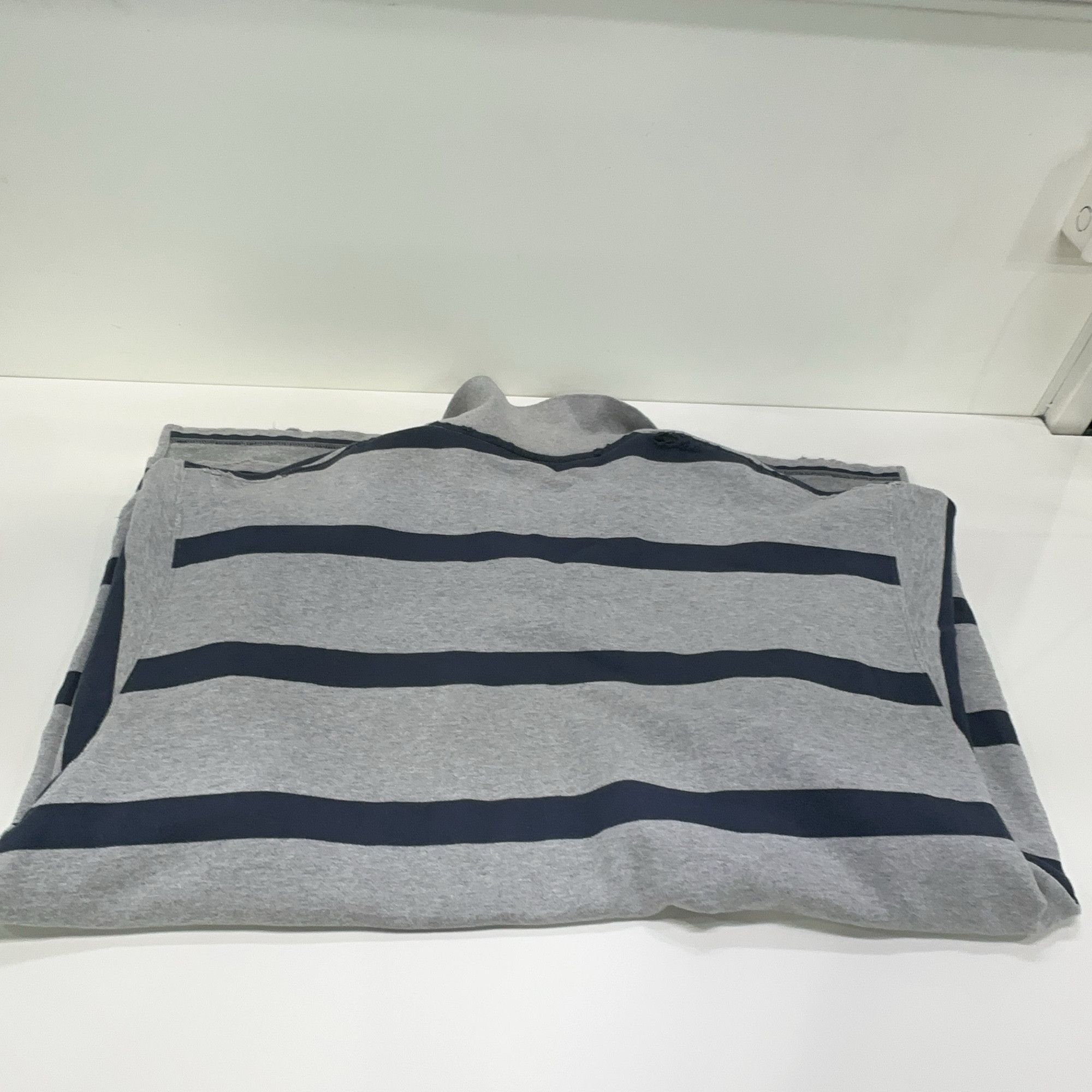 Balenciaga Balenciaga Laurel Distressed Striped Polo Size 3 Size US L / EU 52-54 / 3 - 15 Thumbnail