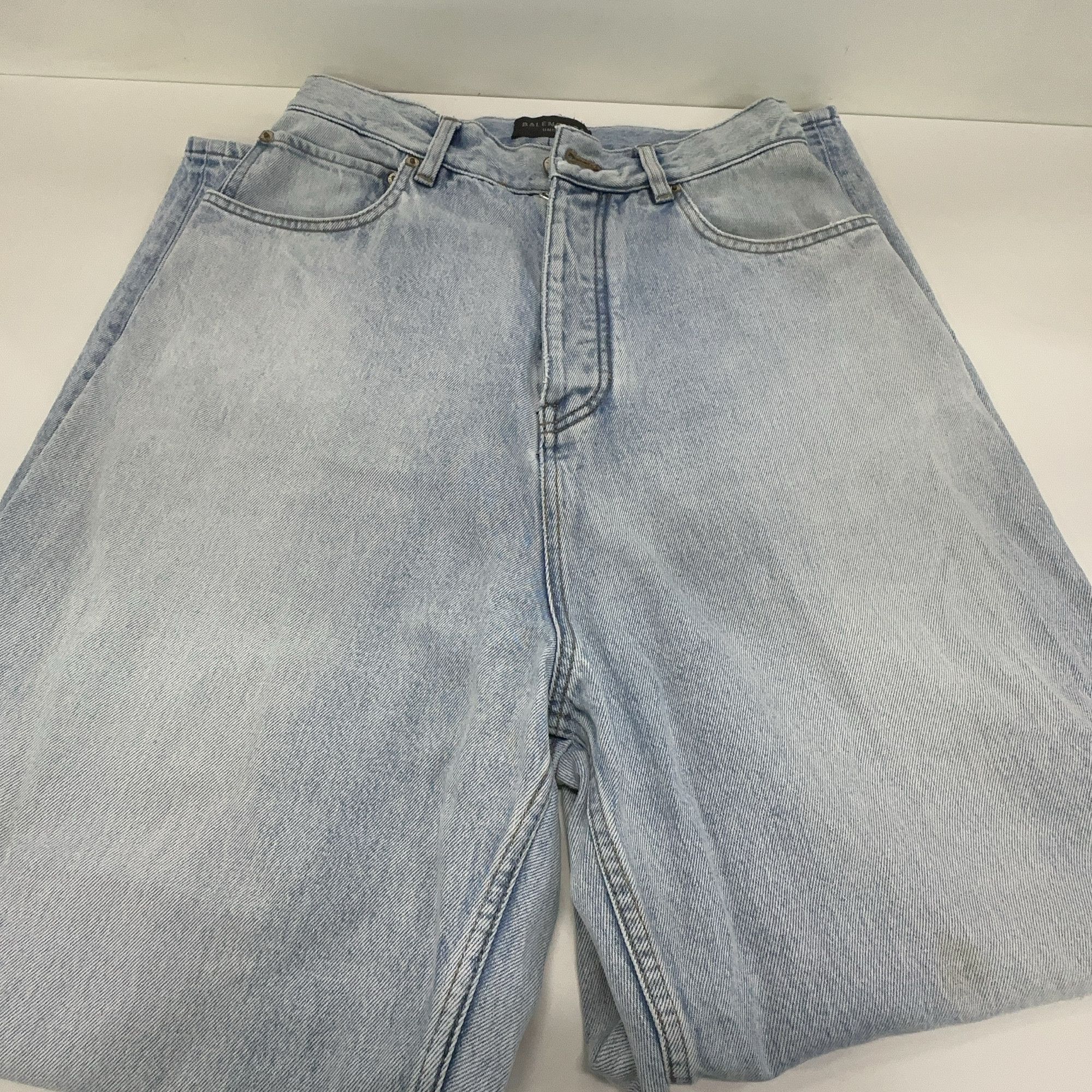 Balenciaga Balenciaga Washed Straight Leg Jeans XS Size US 28 / EU 44 - 7 Thumbnail