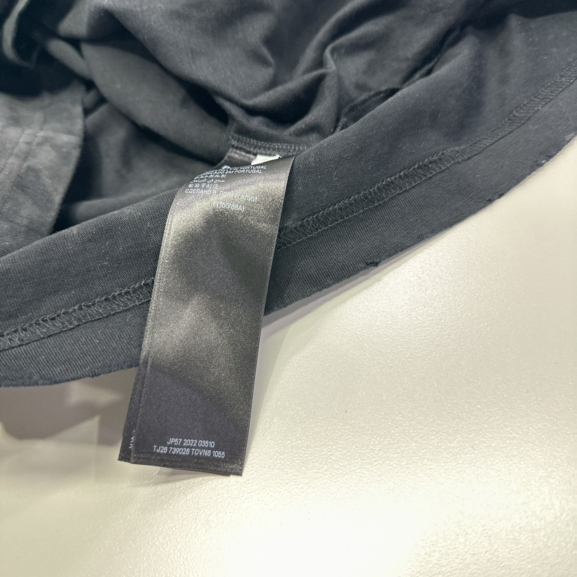 Balenciaga Balenciaga Bitcoin Graphic Distressed T-Shirt Size 1 Size US S / EU 44-46 / 1 - 6 Thumbnail