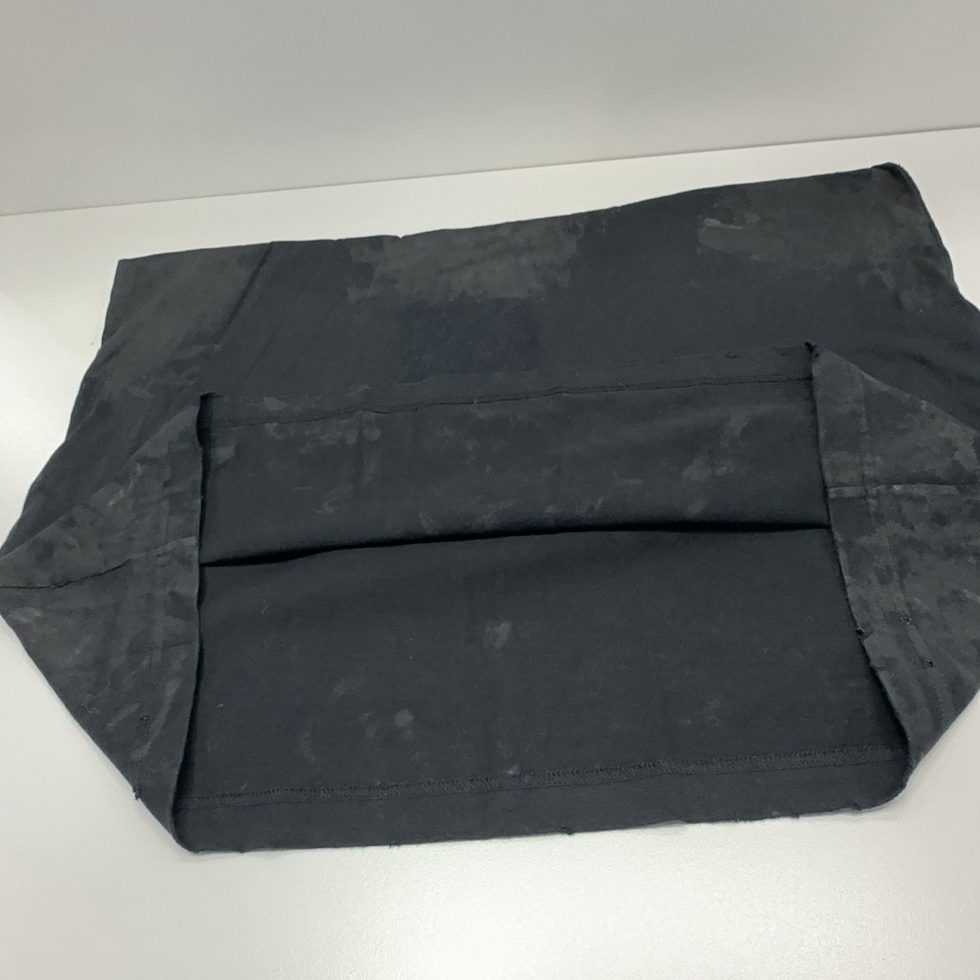 Balenciaga Balenciaga Bitcoin Graphic Distressed T-Shirt Size 1 Size US S / EU 44-46 / 1 - 10 Thumbnail
