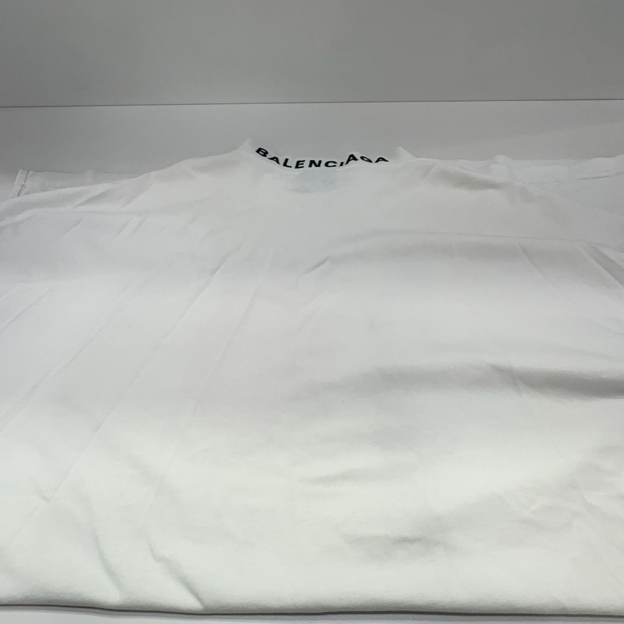 Balenciaga Balenciaga SS23 Heart Print T-Shirt M Size US M / EU 48-50 / 2 - 13 Thumbnail
