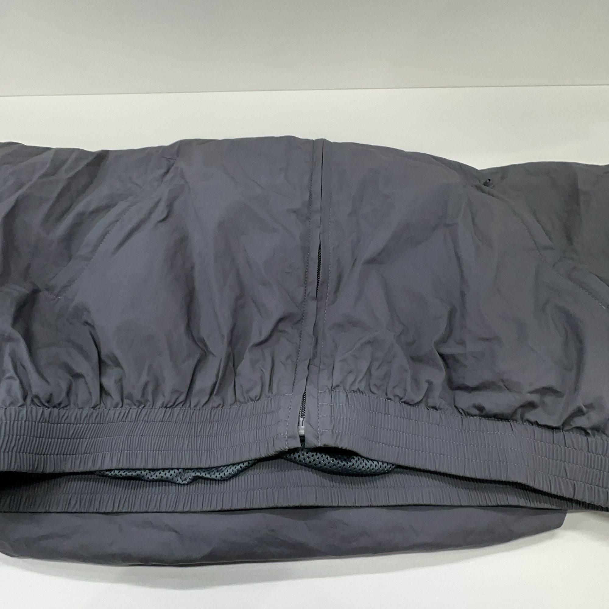 Balenciaga Balenciaga Logo Oversized Zip-up Jacket Size 44 Size US S / EU 44-46 / 1 - 6 Thumbnail
