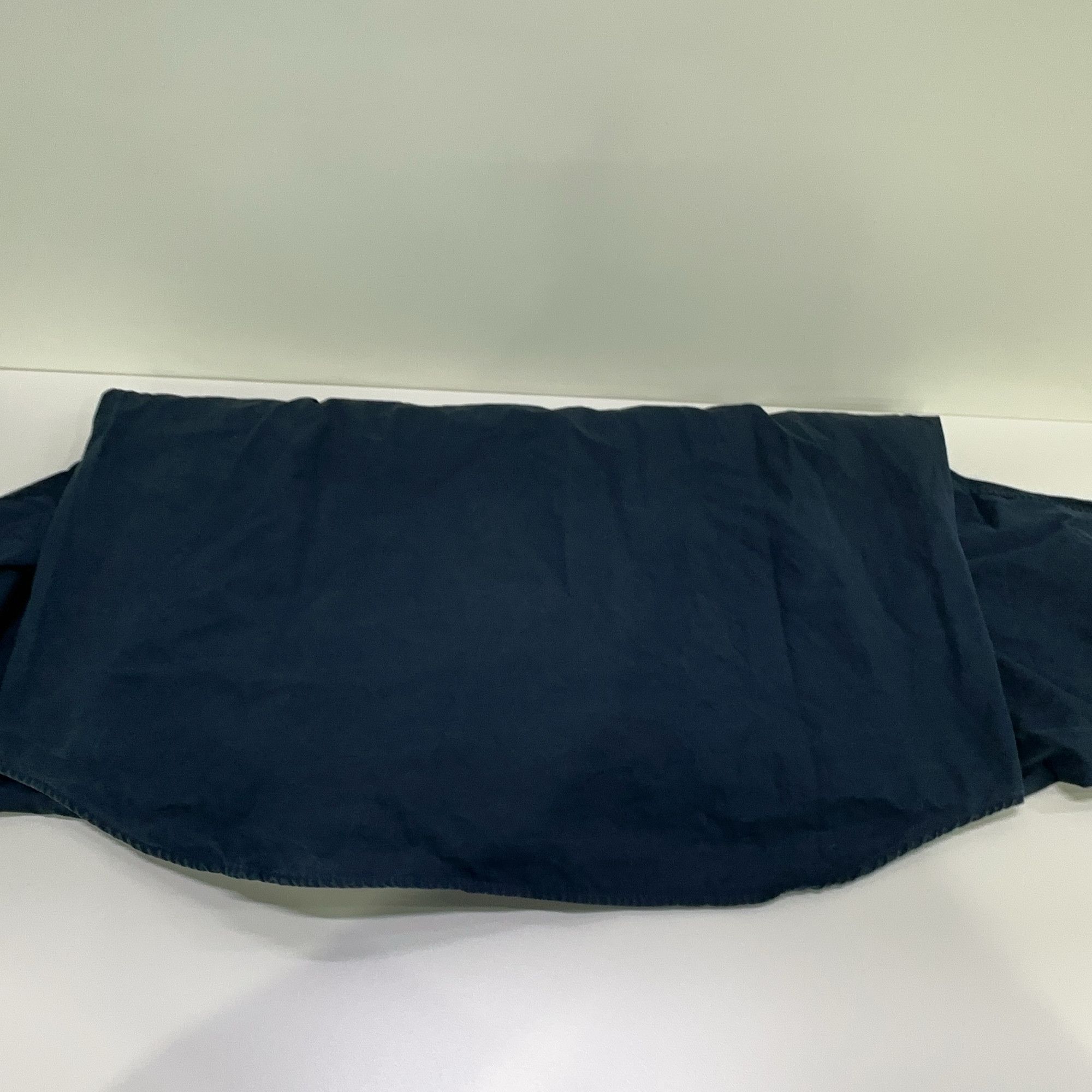 Balenciaga Balenciaga Crest Logo Short Sleeve Shirt 37 Size US S / EU 44-46 / 1 - 14 Thumbnail